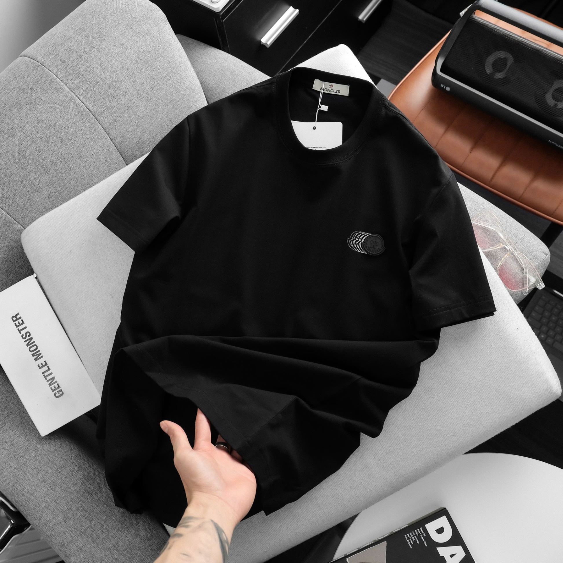 ÁO MONCLER FADED LOGO