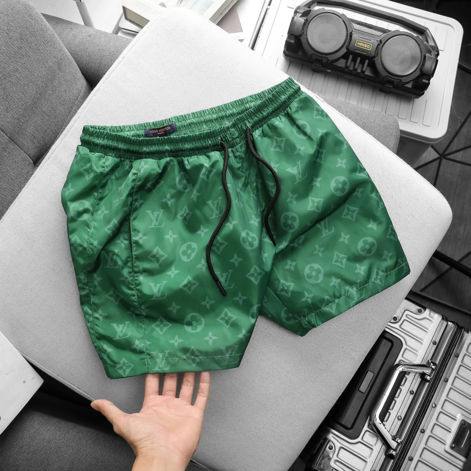 Short biển big LV