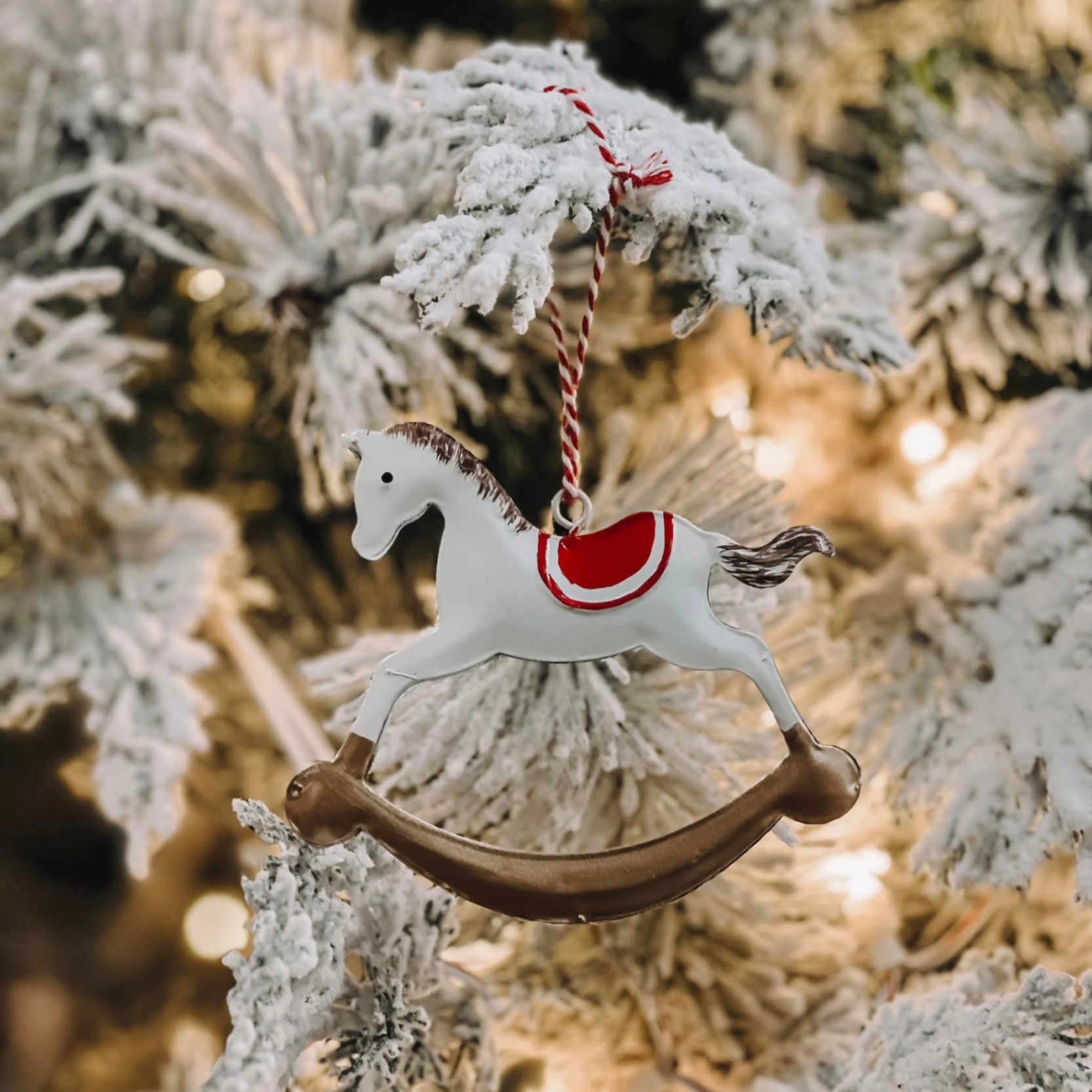 Iron Horse Ornament W23 - Đồ Treo Hình Chú Ngựa Bằng Sắt