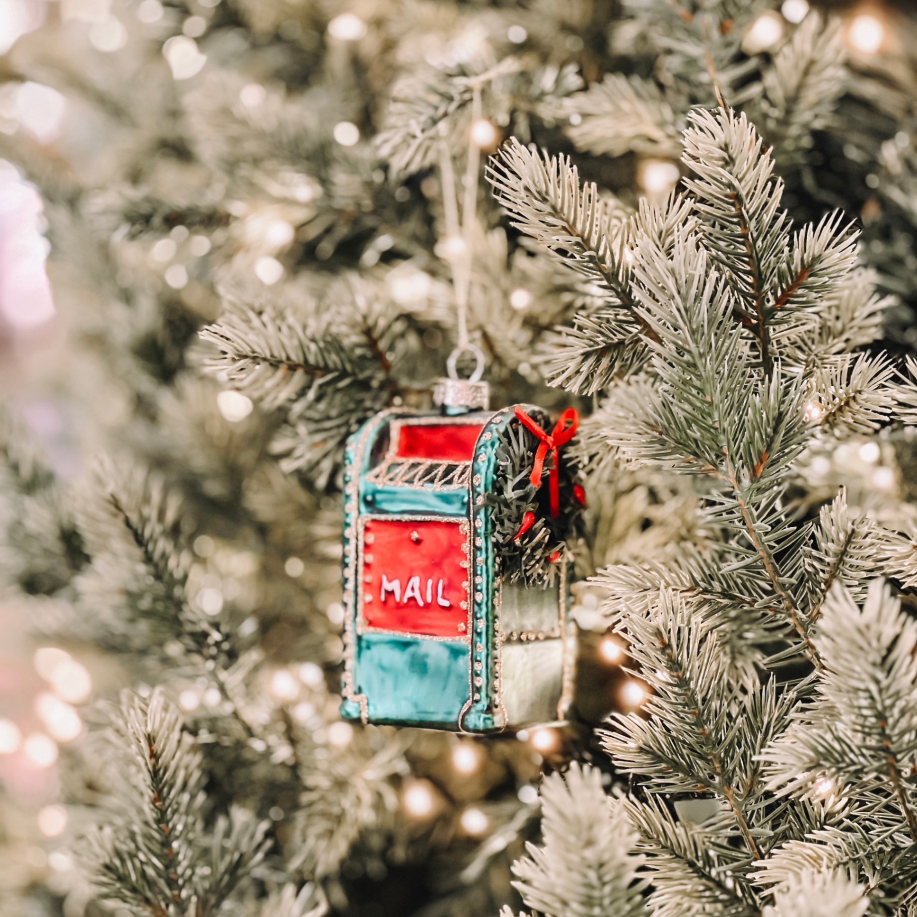 Glass mailbox Ornament W23 - Đồ Treo Hình Hộp Thư Thủy Tinh