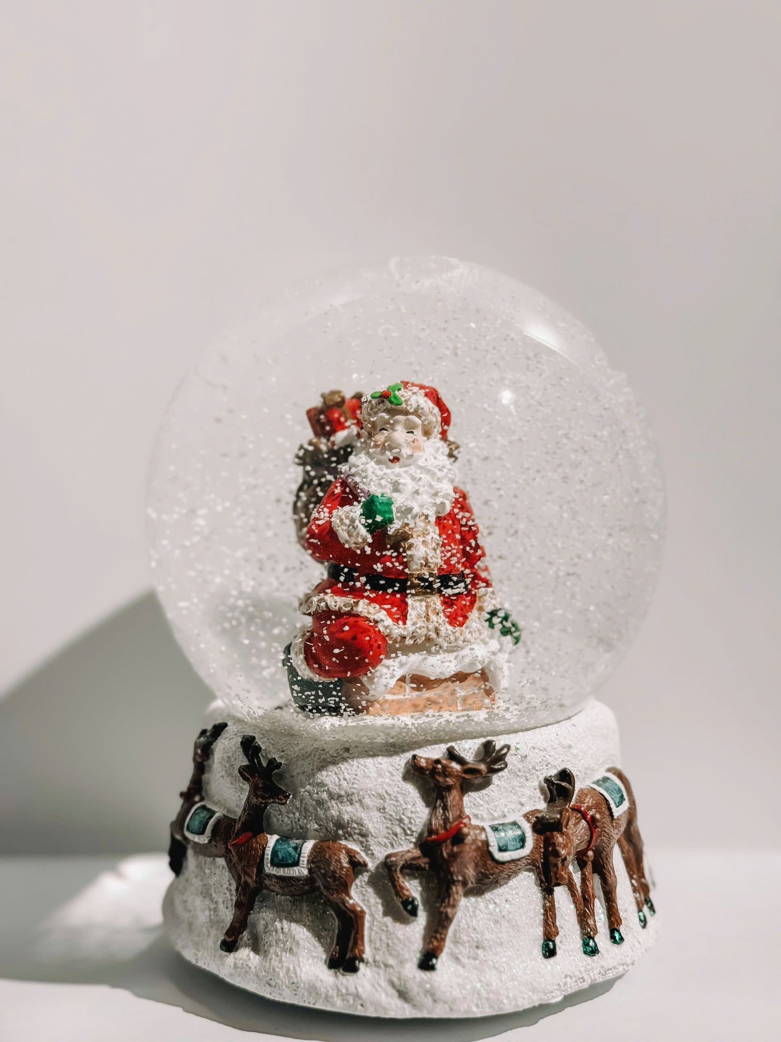 Snow Globe - Quả Cầu Tuyết 08