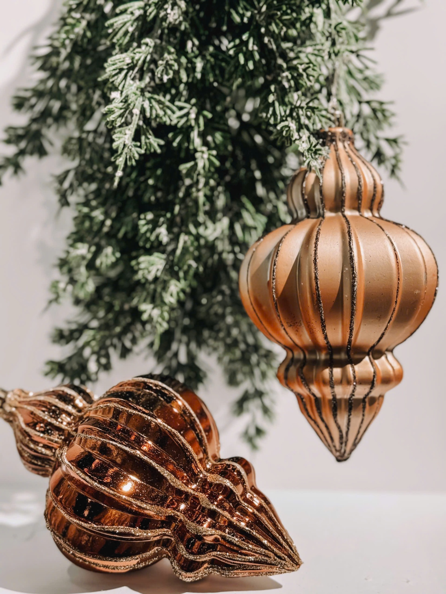 Bronze Color Ornament Set 3 - Set 3 Trái Châu Màu Đồng
