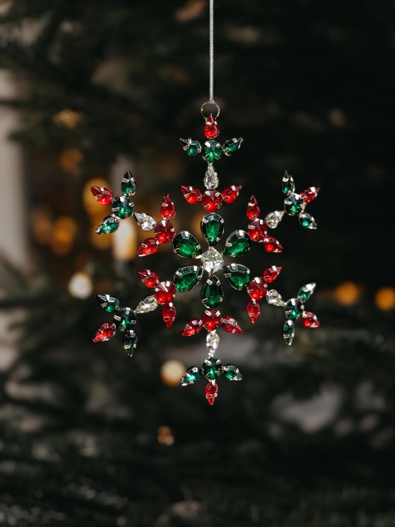 Crystal Snowflake Italian Stones Ornament - Hoa Tuyết Lục Bảo Đính Đá Italy