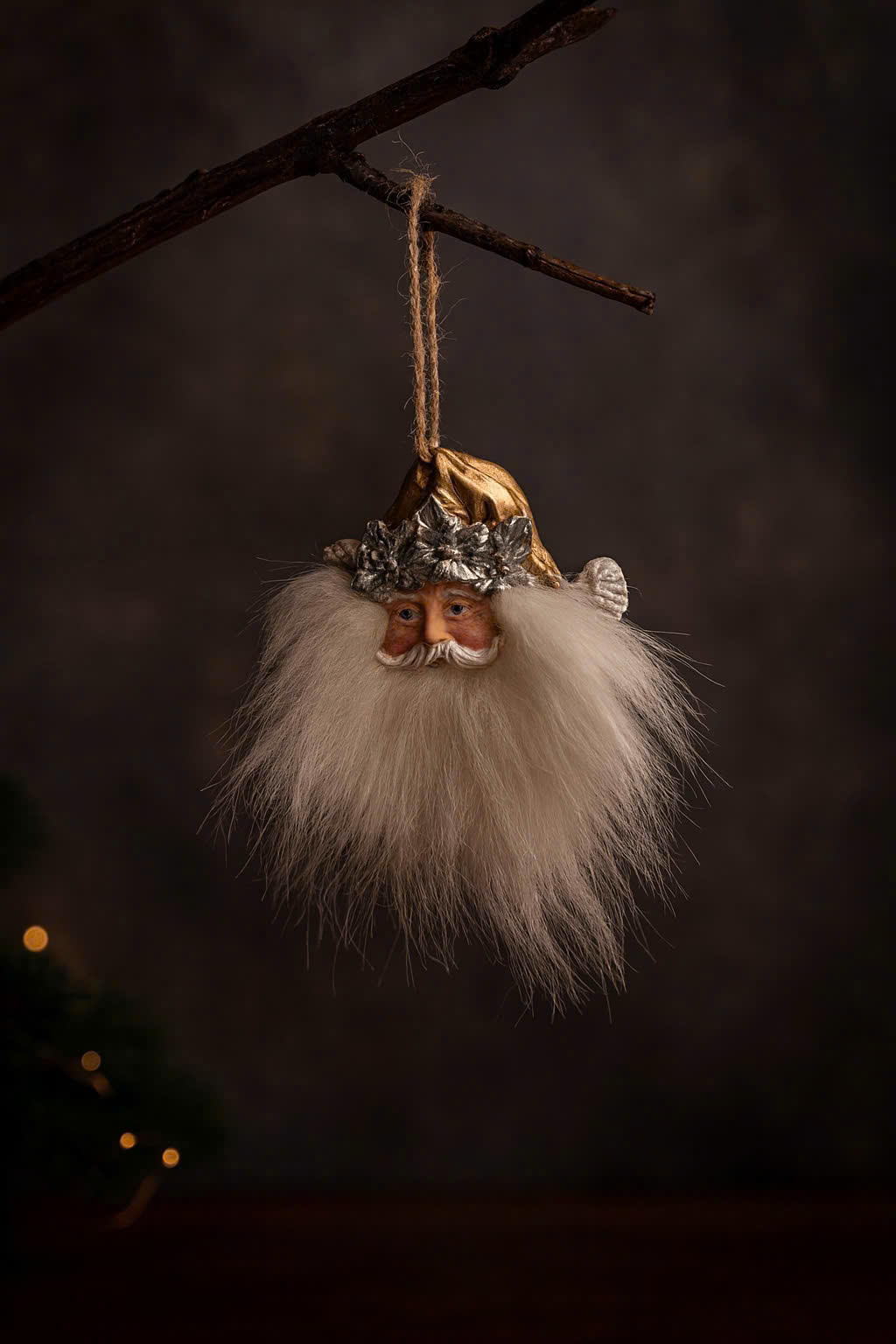 Gold Santa Face Ornament - Đồ Treo Mặt Ông Già Noel Màu Vàng