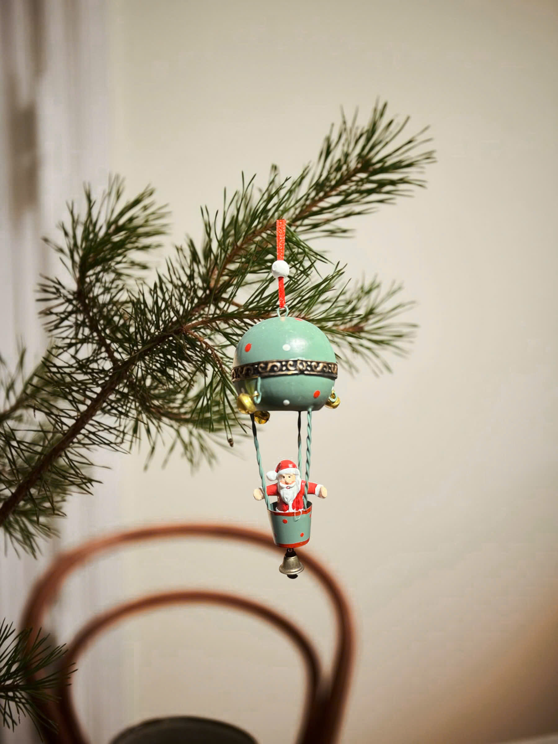 Iron Green Hot - Air Balloon Ornament - Đồ Treo Kinh Khí Cầu Xanh Bằng Sắt
