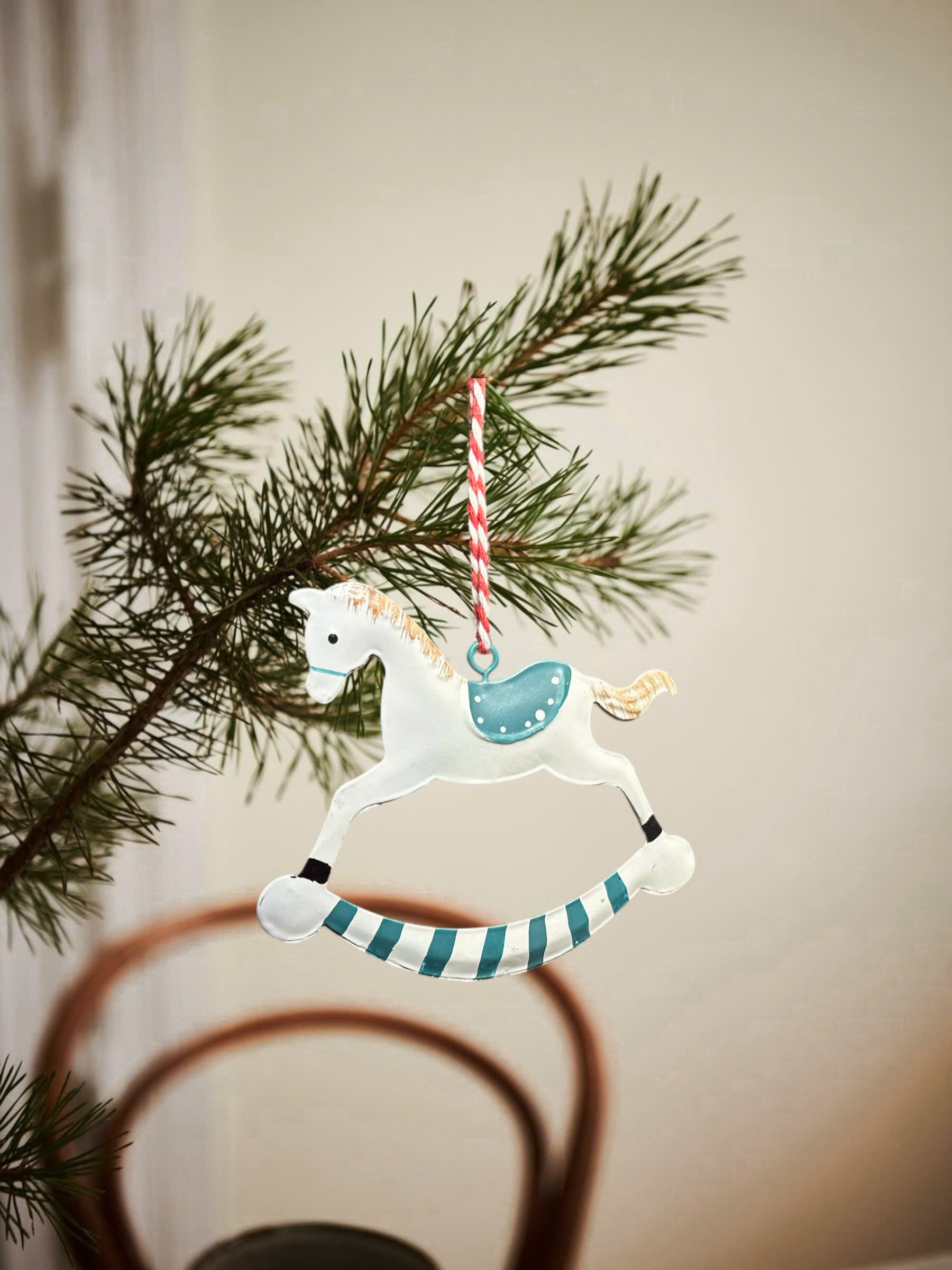 Iron Horse Ornament - Đồ Treo Hình Chú Ngựa Bằng Sắt