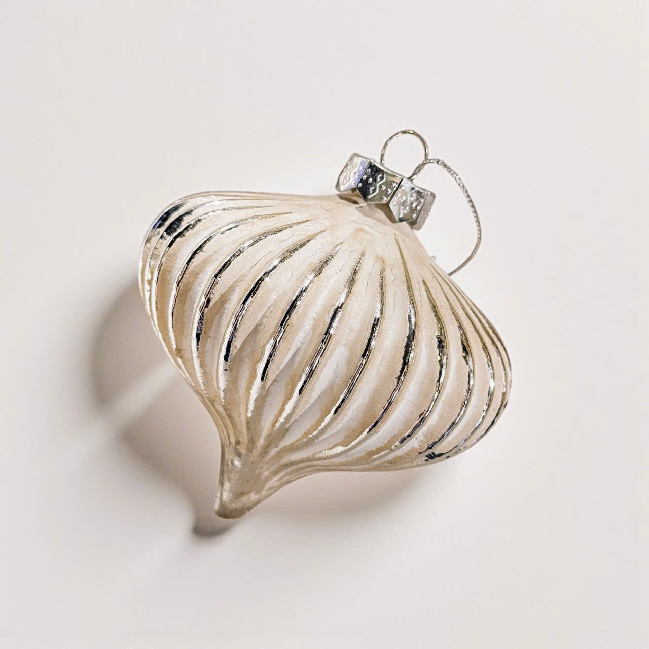 Limited Edition Glass Ornaments - Đồ Trang Trí Bằng Thủy Tinh Giới Hạn 2