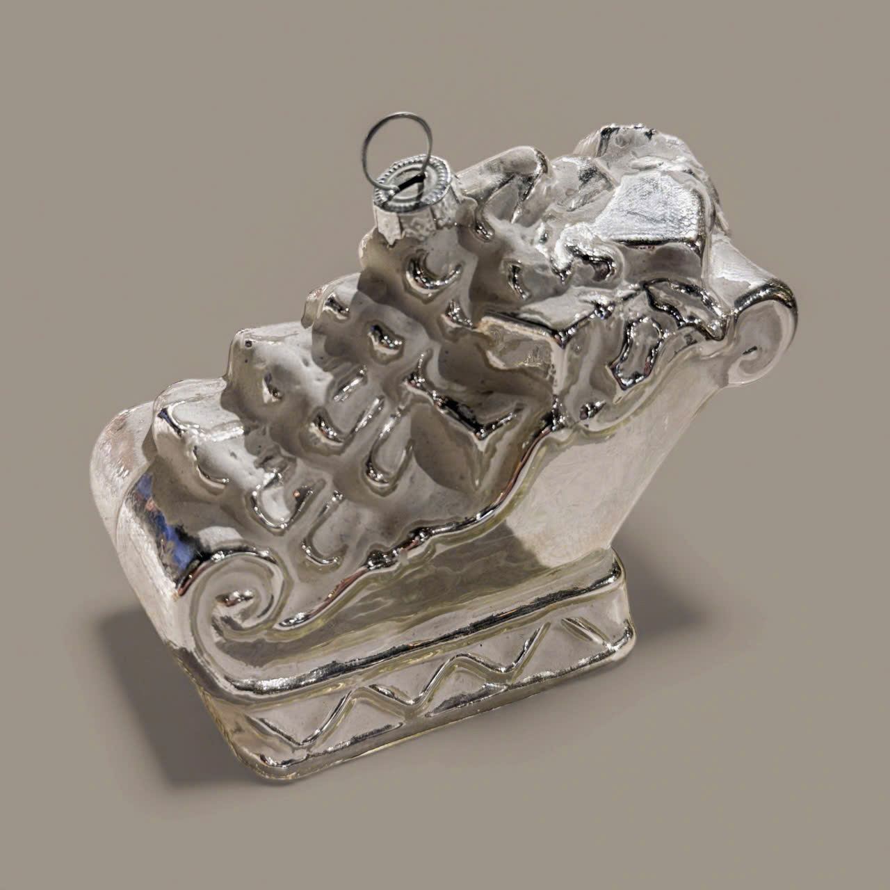 Limited Edition Glass Ornaments - Đồ Trang Trí Bằng Thủy Tinh Giới Hạn 7
