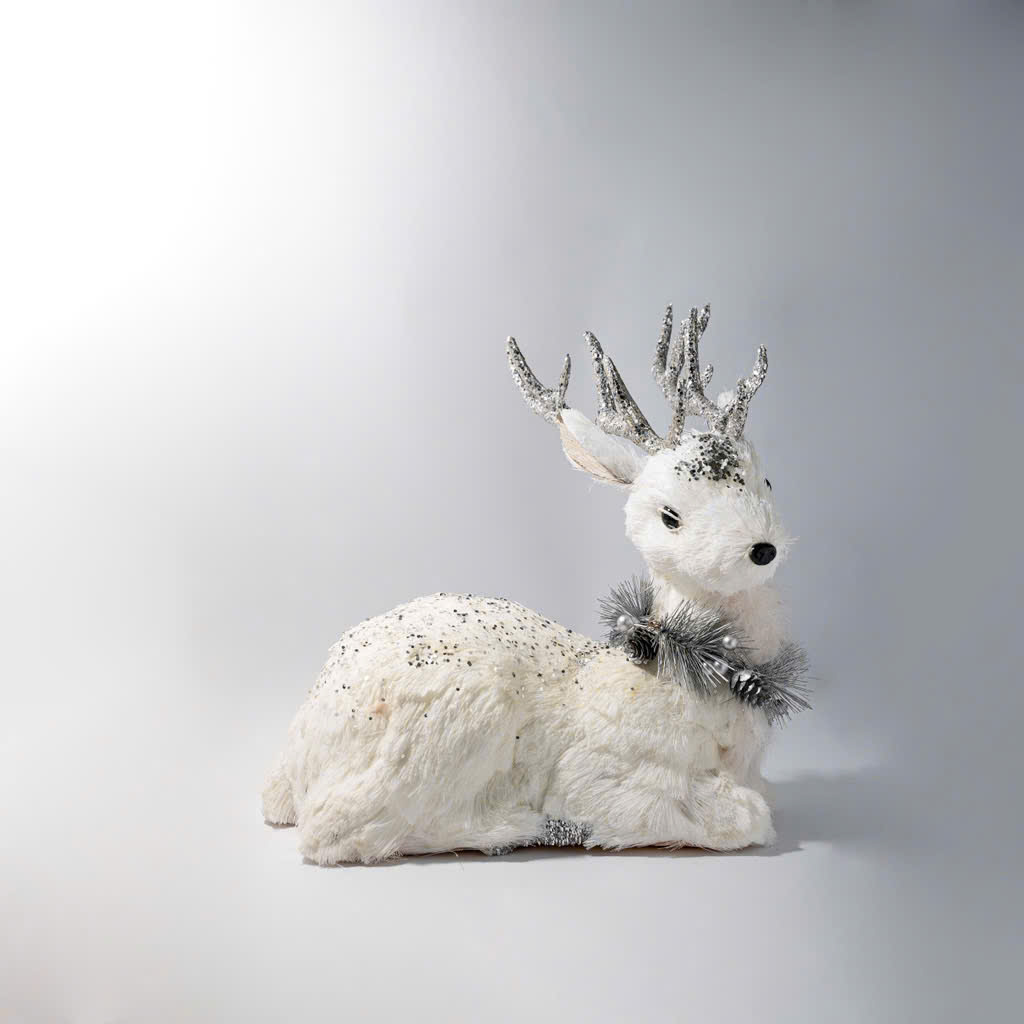 Lying Deer - Chú Nai Nằm Lớn W25