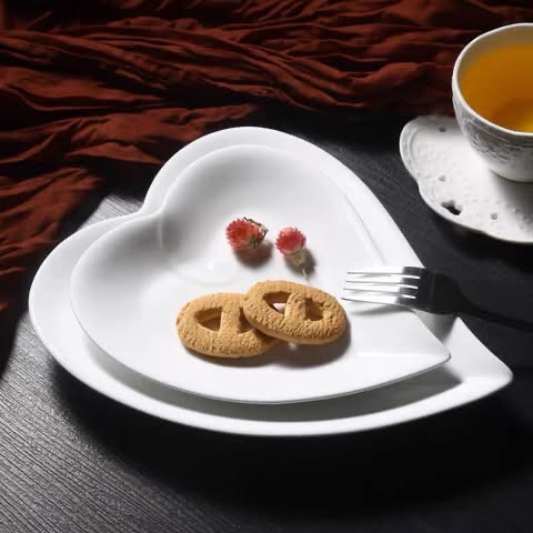 Các mẫu Bát đĩa hình trái tim