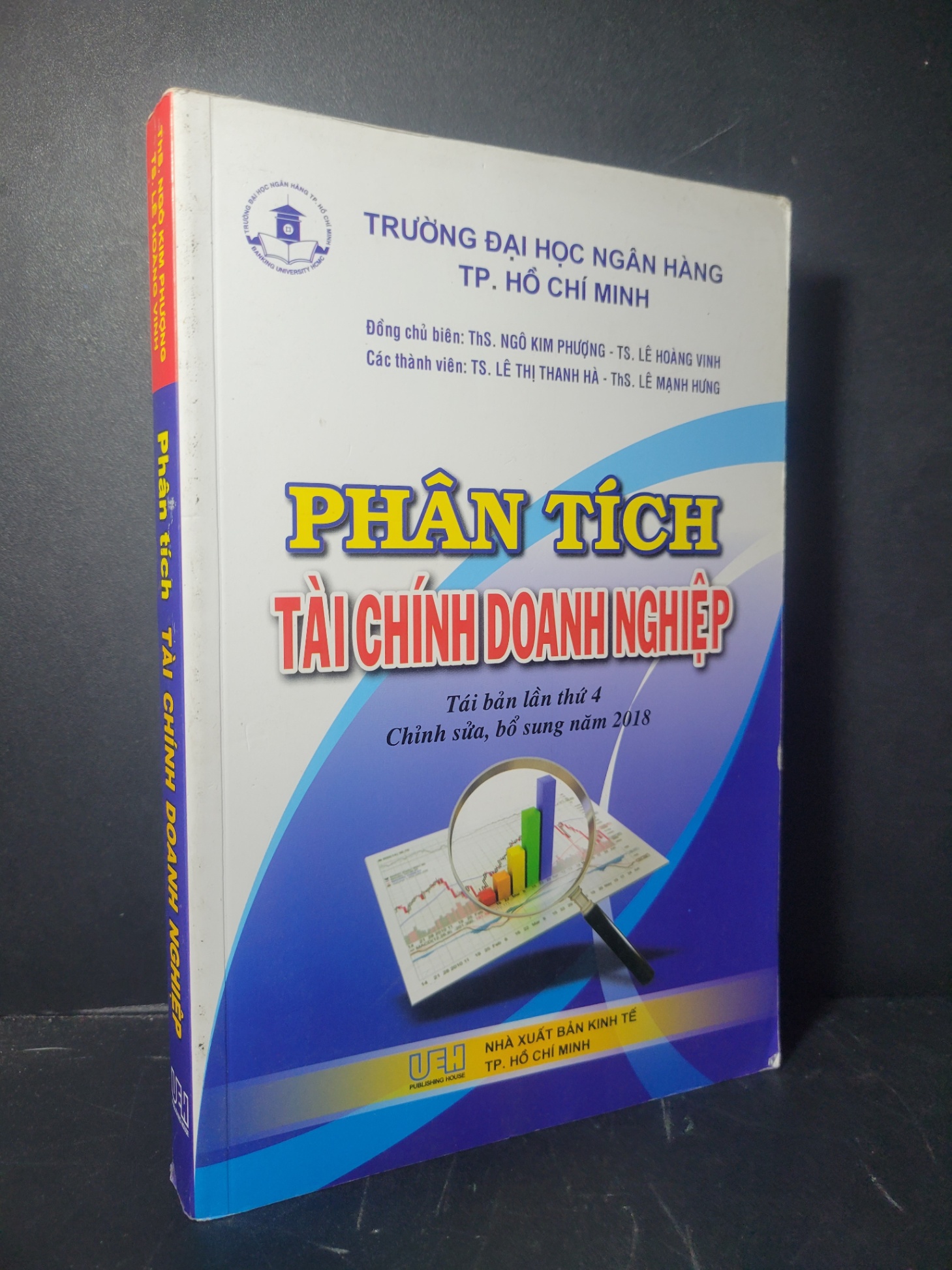 Phân tích Tài chính doanh nghiệp 2018 mới 80% bẩn bìa, ố nhẹ ThS.Ngô Kim Phượng & TS.Lê Hoàng Vinh 0906 Tài chính, ngân hàng (SL có thể đặt: 1 Cuốn) - SÁCH ĐẠI HỌC