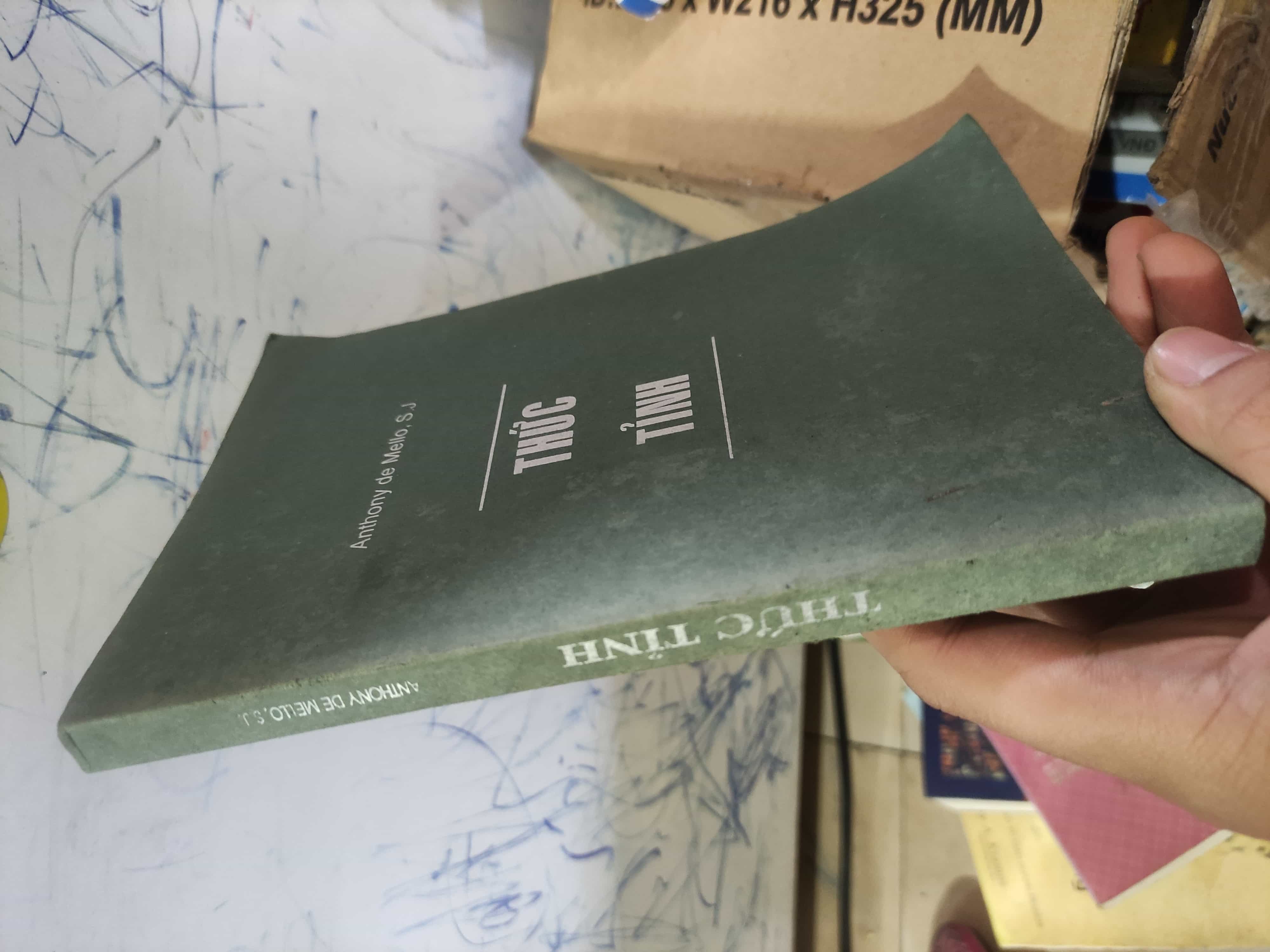 Thức tỉnh01/03 (SL có thể đặt: 1 Cuốn) - SÁCH ĐẠI HỌC