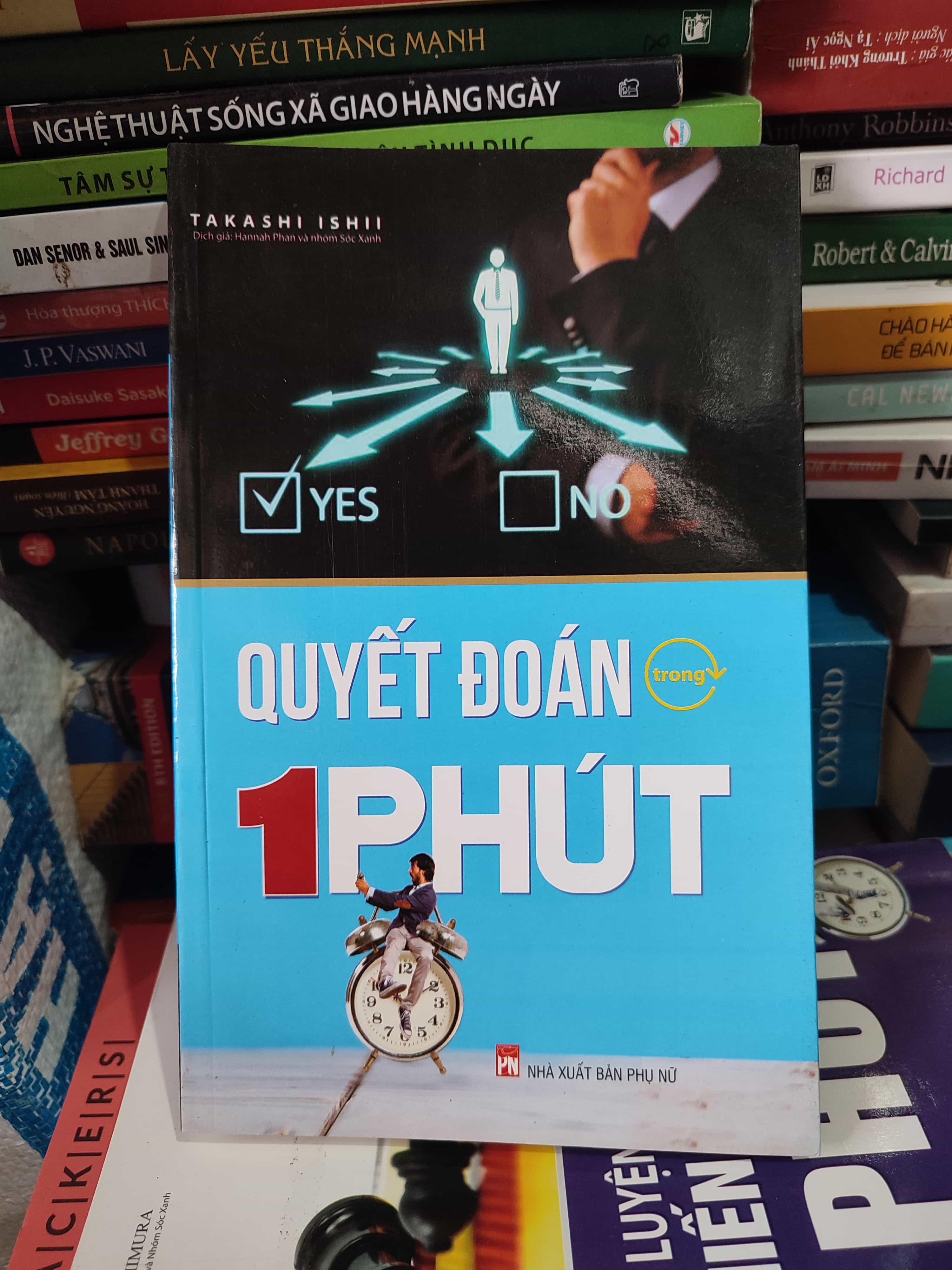 Quyết đoán trong 1 phút.01/03 (SL có thể đặt: 1 Cuốn) - SÁCH ĐẠI HỌC