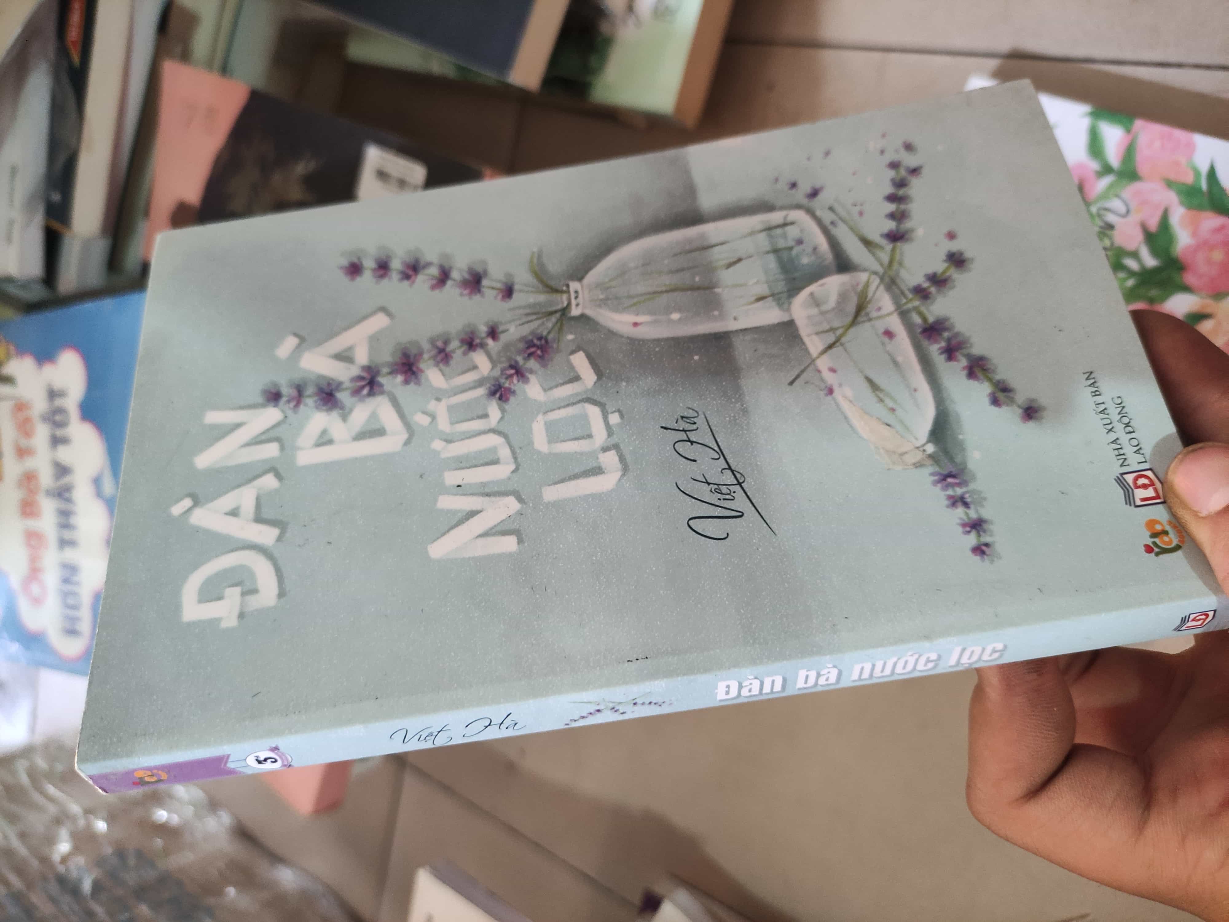 Đàn bà nước lọc Việt Hà01/03 (SL có thể đặt: 1 Cuốn) - SÁCH ĐẠI HỌC
