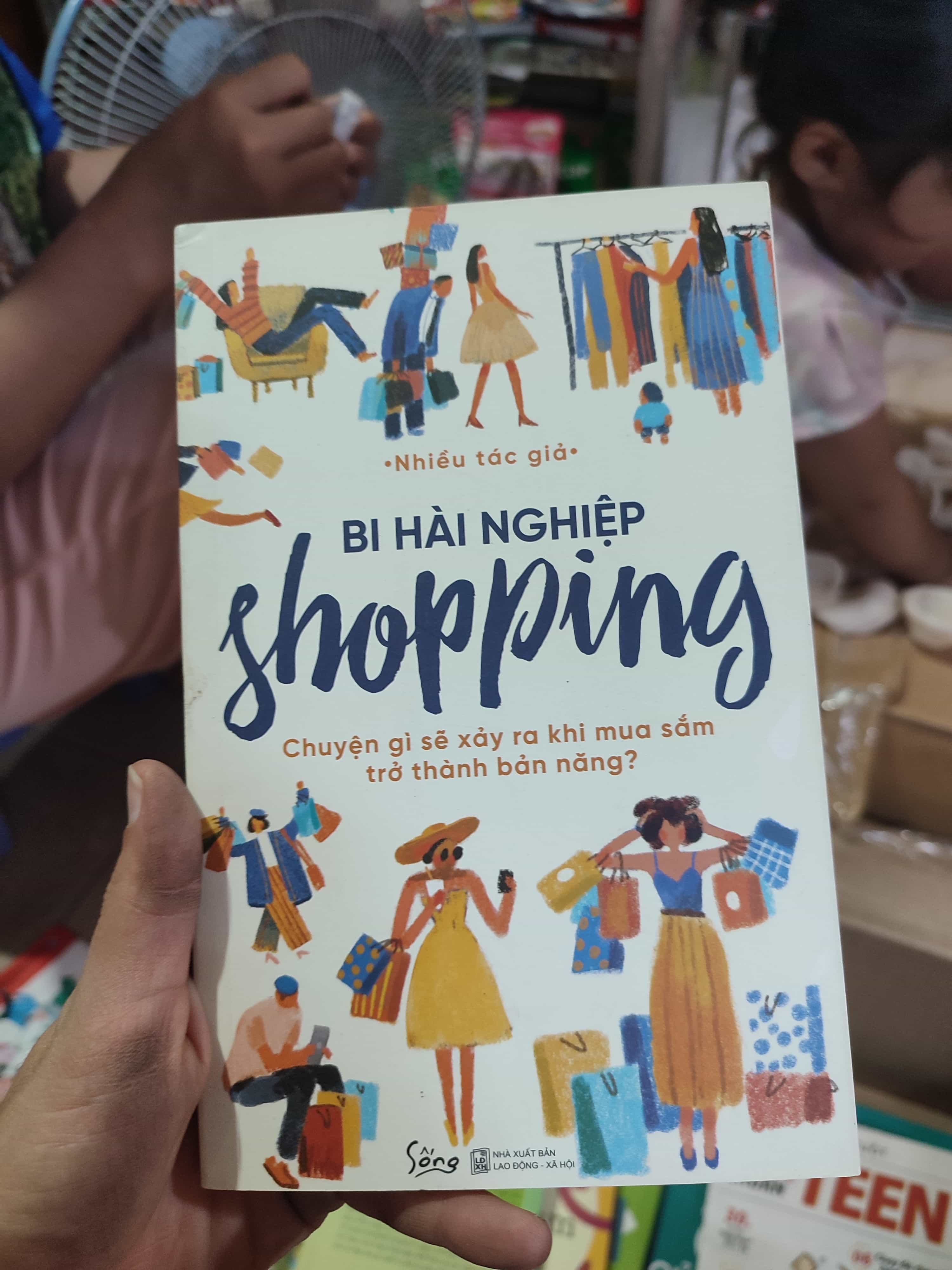 Bi hài nghiệp shopping01/03 (SL có thể đặt: 1 Cuốn) - SÁCH ĐẠI HỌC
