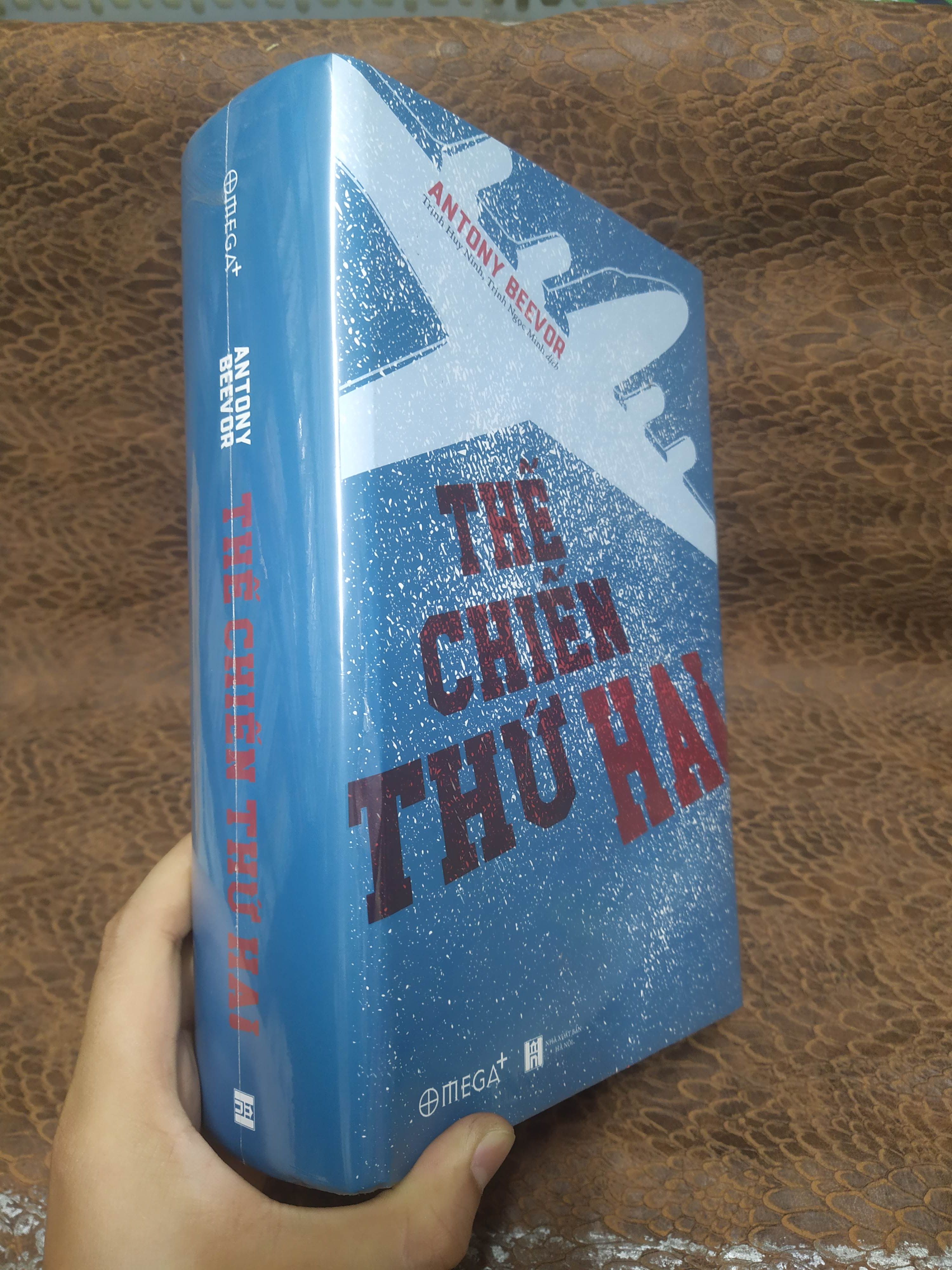 Thế chiến thứ hai bìa cứng mới 100% 2611 (SL có thể đặt: 1 Cuốn) - SÁCH ĐẠI HỌC