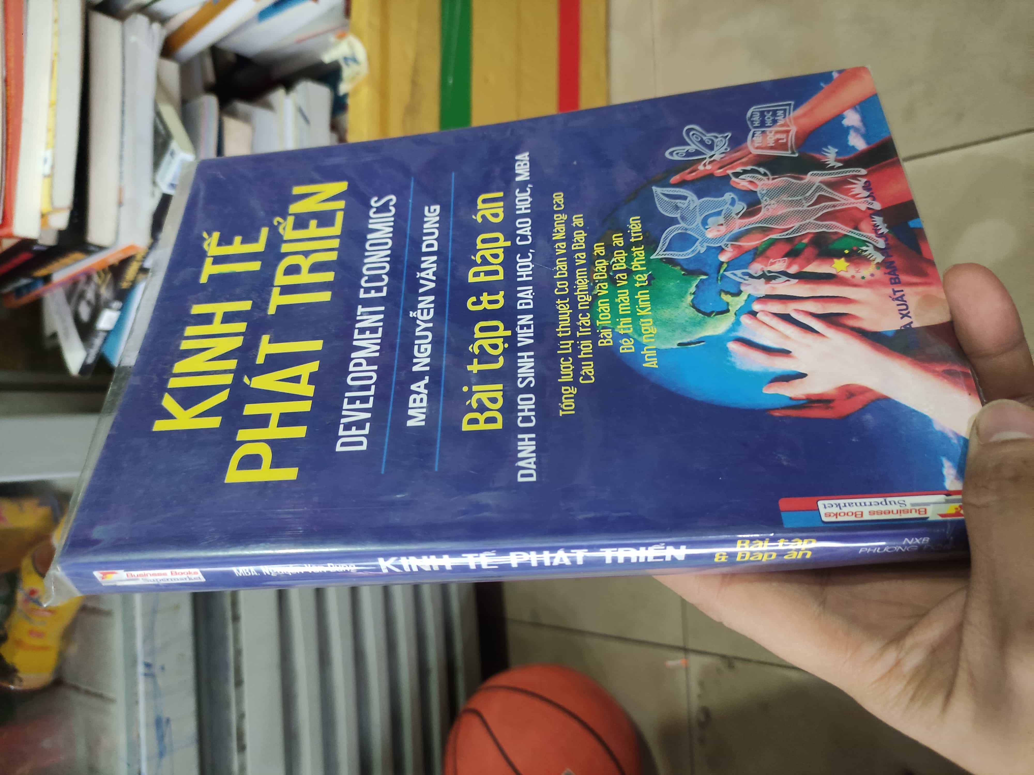 Kinh tế phát triển bài tập và đáp án01/03 Phân tích kinh tế (SL có thể đặt: 1 Cuốn) - SÁCH ĐẠI HỌC