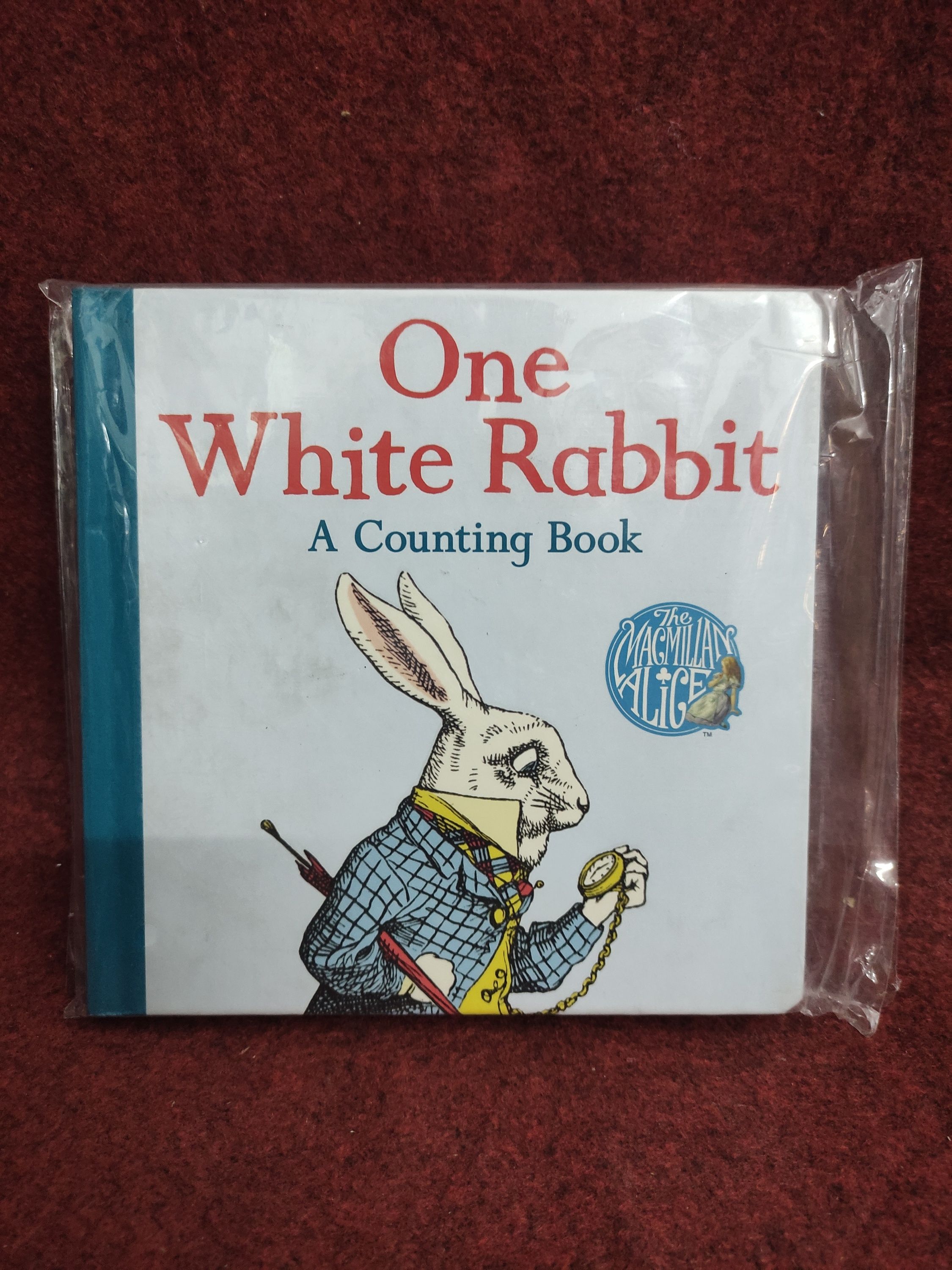 One White Rabbit a counting book Sách ngoại văn (SL có thể đặt: 1 Cuốn) - SÁCH ĐẠI HỌC