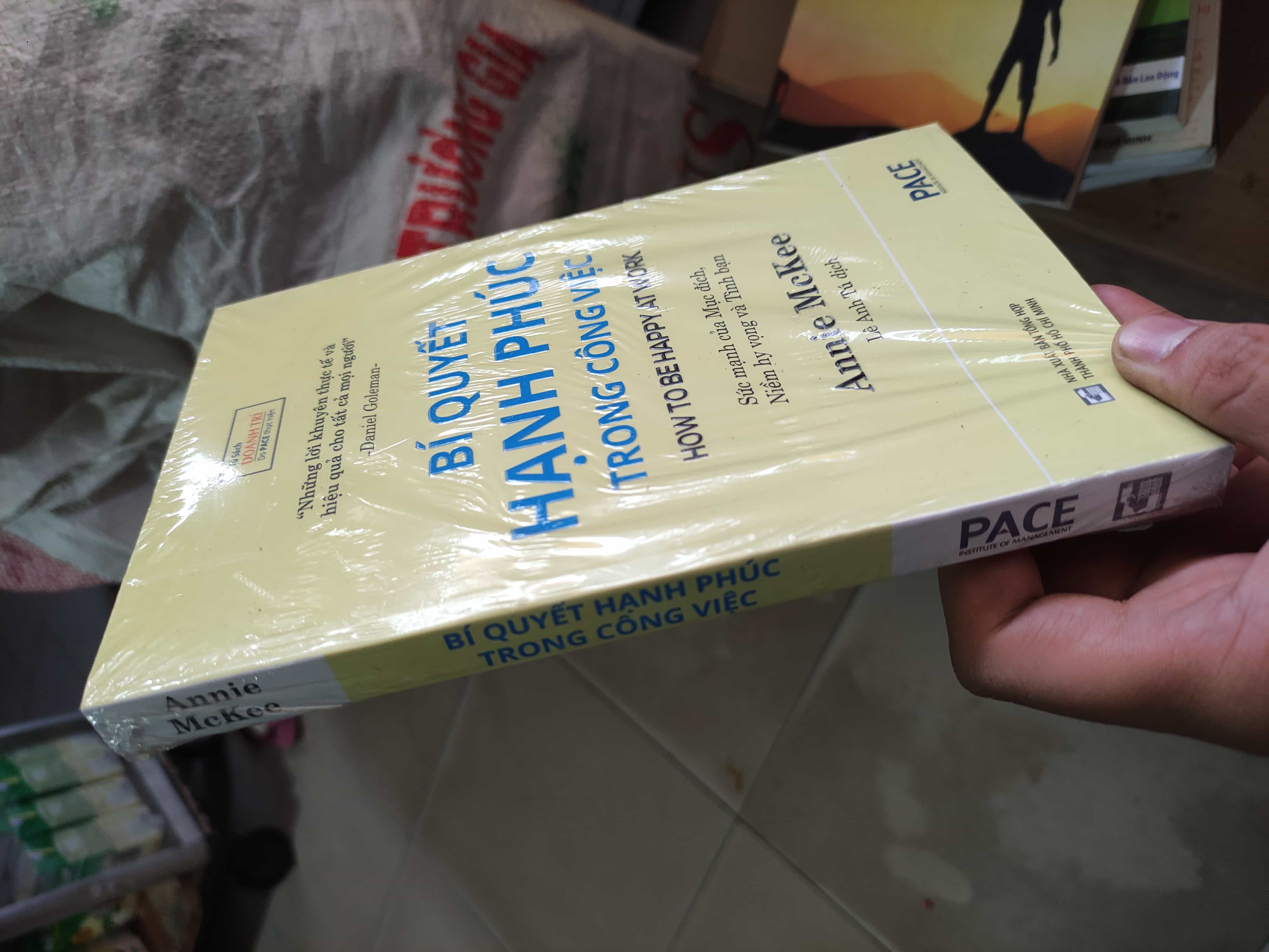 Bí quyết hạnh phúc trong công việc01/03 (SL có thể đặt: 1 Cuốn) - SÁCH ĐẠI HỌC