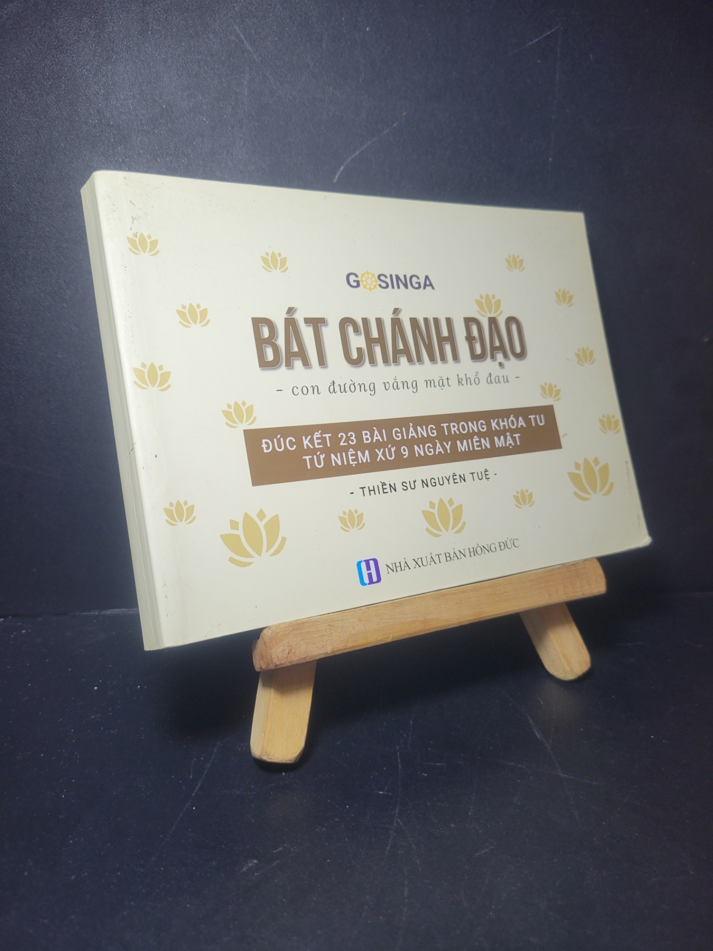 Bát Chánh Đạo con đường vắng mặt khổ đau 2023 mới 80% bẩn bìa, tróc bìa Thiền sư Nguyên Tuệ 0906 Phật giáo (SL có thể đặt: 1 Cuốn) - SÁCH ĐẠI HỌC