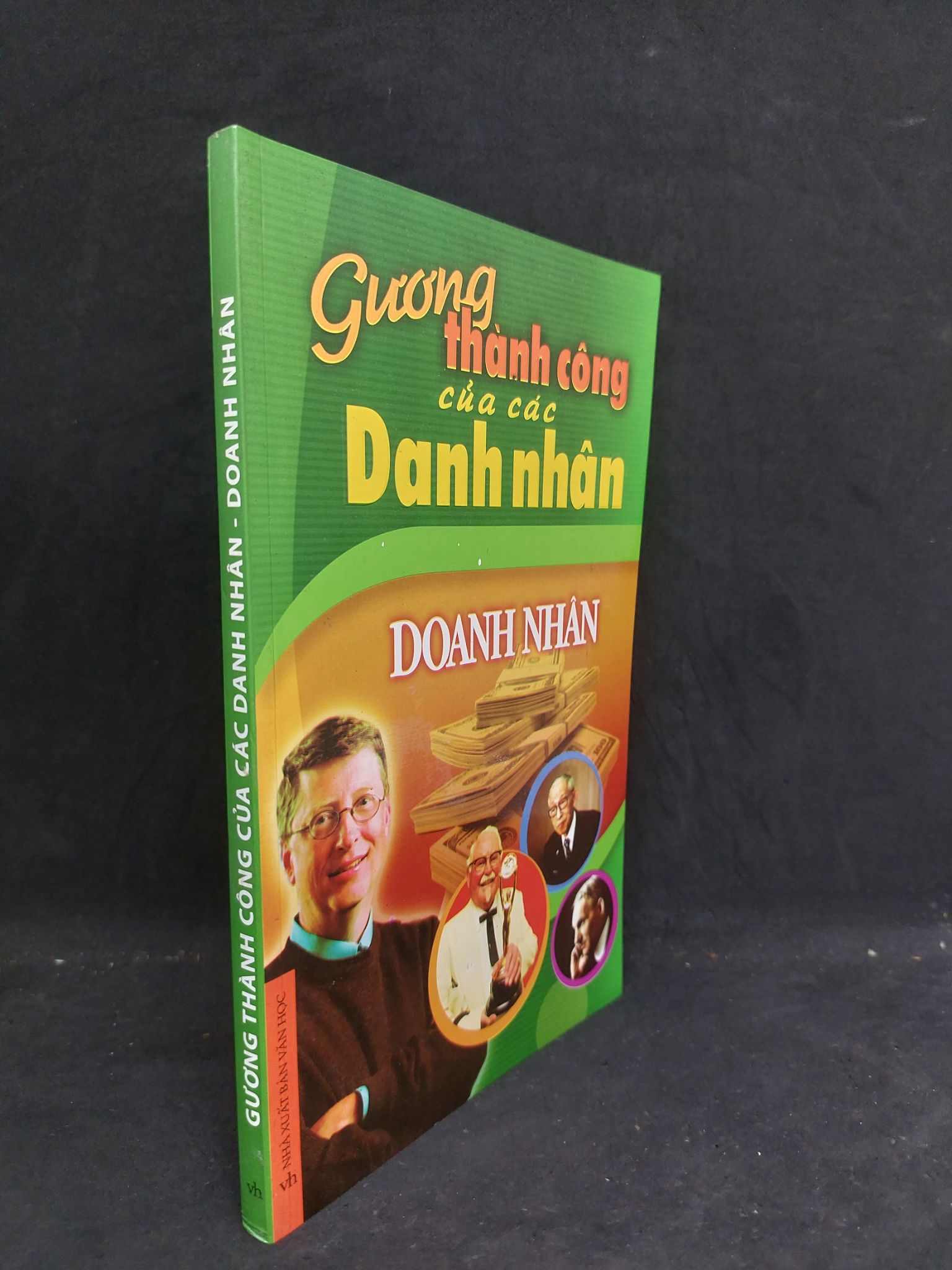 Gương thành công của các danh nhân doanh nhân mới 80% 2012 1408 Sách danh nhân (SL có thể đặt: 1 Cuốn) - SÁCH ĐẠI HỌC