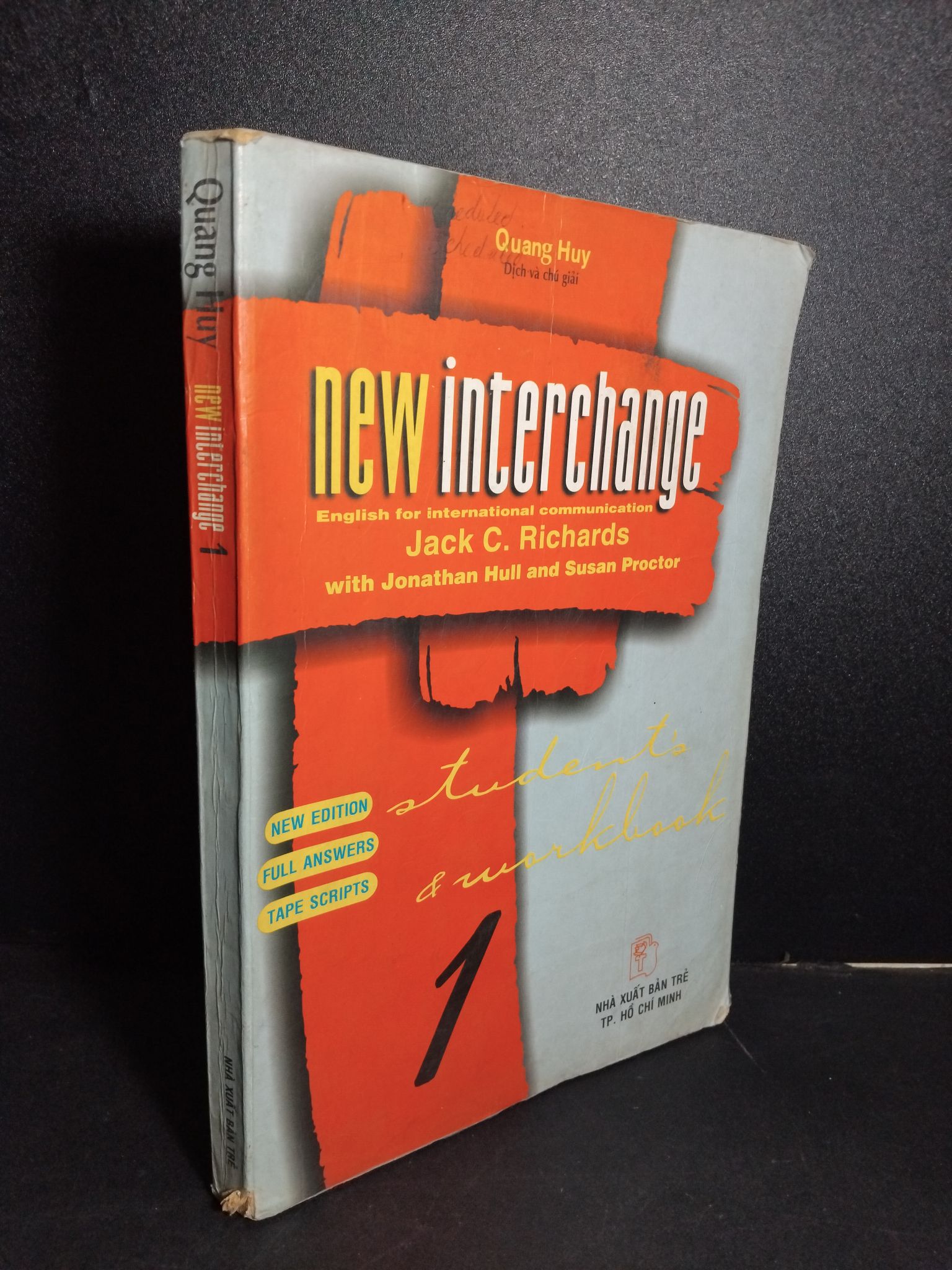 New Interchange mới 70% bẩn bìa, ố, tróc gáy, tróc bìa, có chữ viết, có vệt nước 2001 2101 Quang Huy Tiếng Anh (SL có thể đặt: 1 Cuốn) - SÁCH ĐẠI HỌC