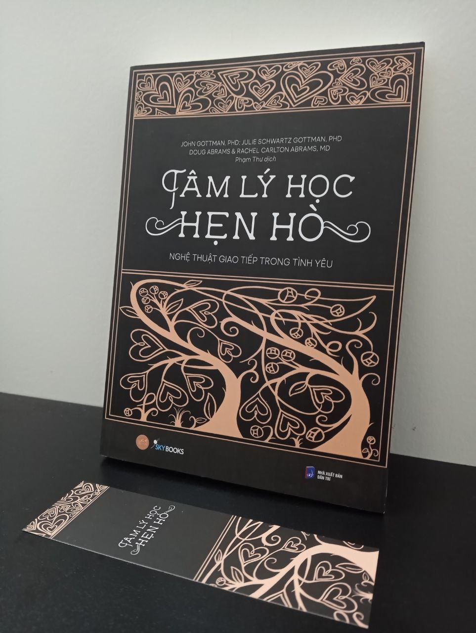 Tâm Lý Học Hẹn Hò - Nghệ Thuật Giao Tiếp Trong Tình Yêu New 100% 2502 Sách tâm lý (SL có thể đặt: 1 cuốn) - SÁCH ĐẠI HỌC