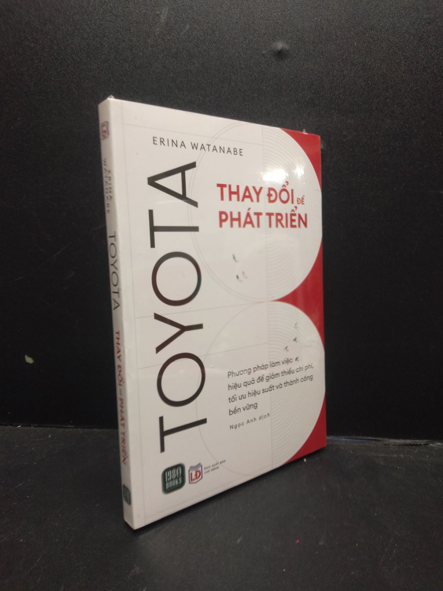Toyota Thay đổi để phát triển Erina Watanabe mới 100% 2003 kinh doanh Marketing, bán hàng (SL có thể đặt: 1 Cuốn) - SÁCH ĐẠI HỌC