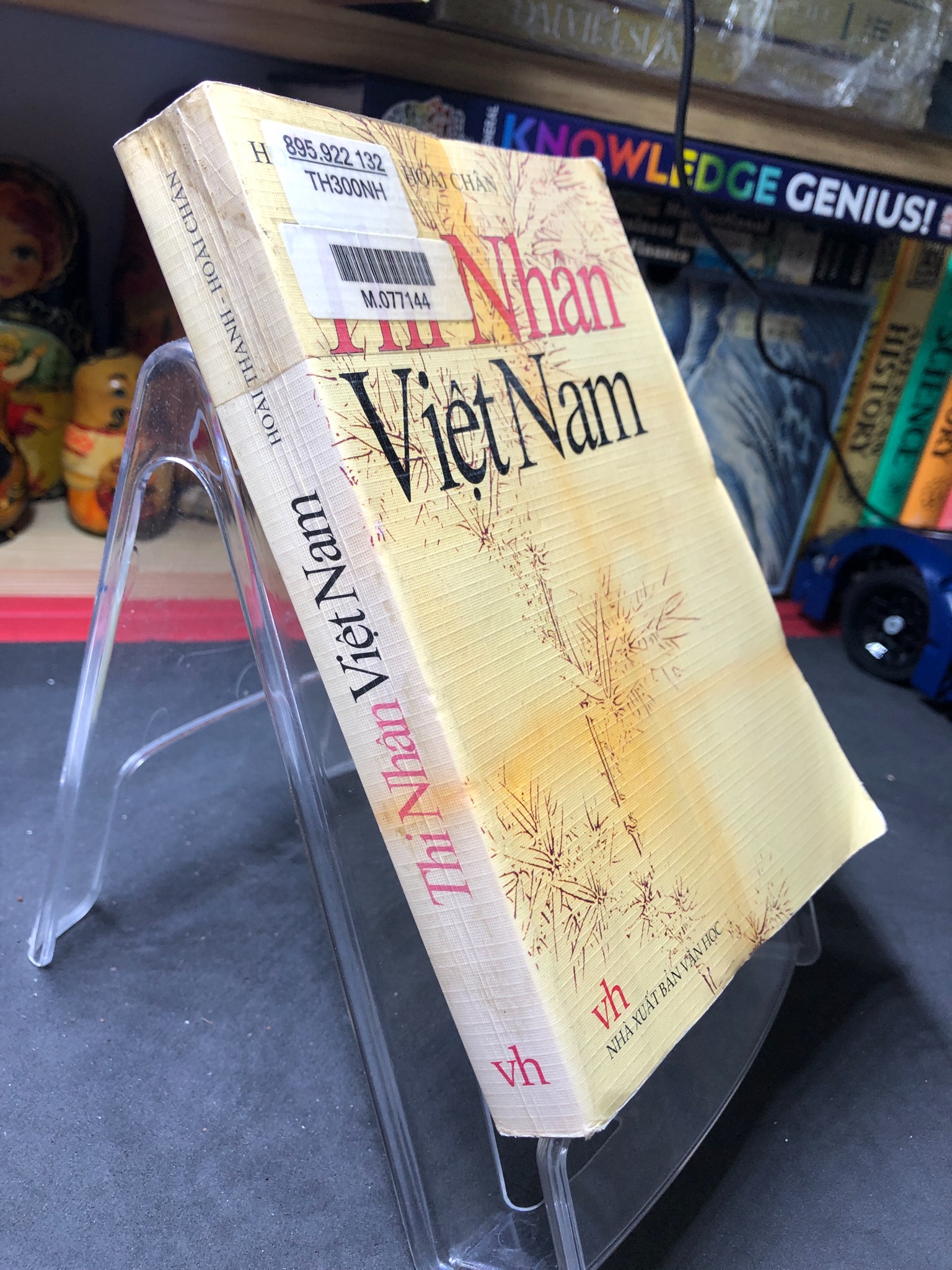Thi nhân Việt Nam mới 70% ố bẩn có dấu mộc và viết nhẹ trang đầu 2006 Hoài Thanh - Hoài Chân 0906 (SL có thể đặt: 2 Cuốn) - SÁCH ĐẠI HỌC