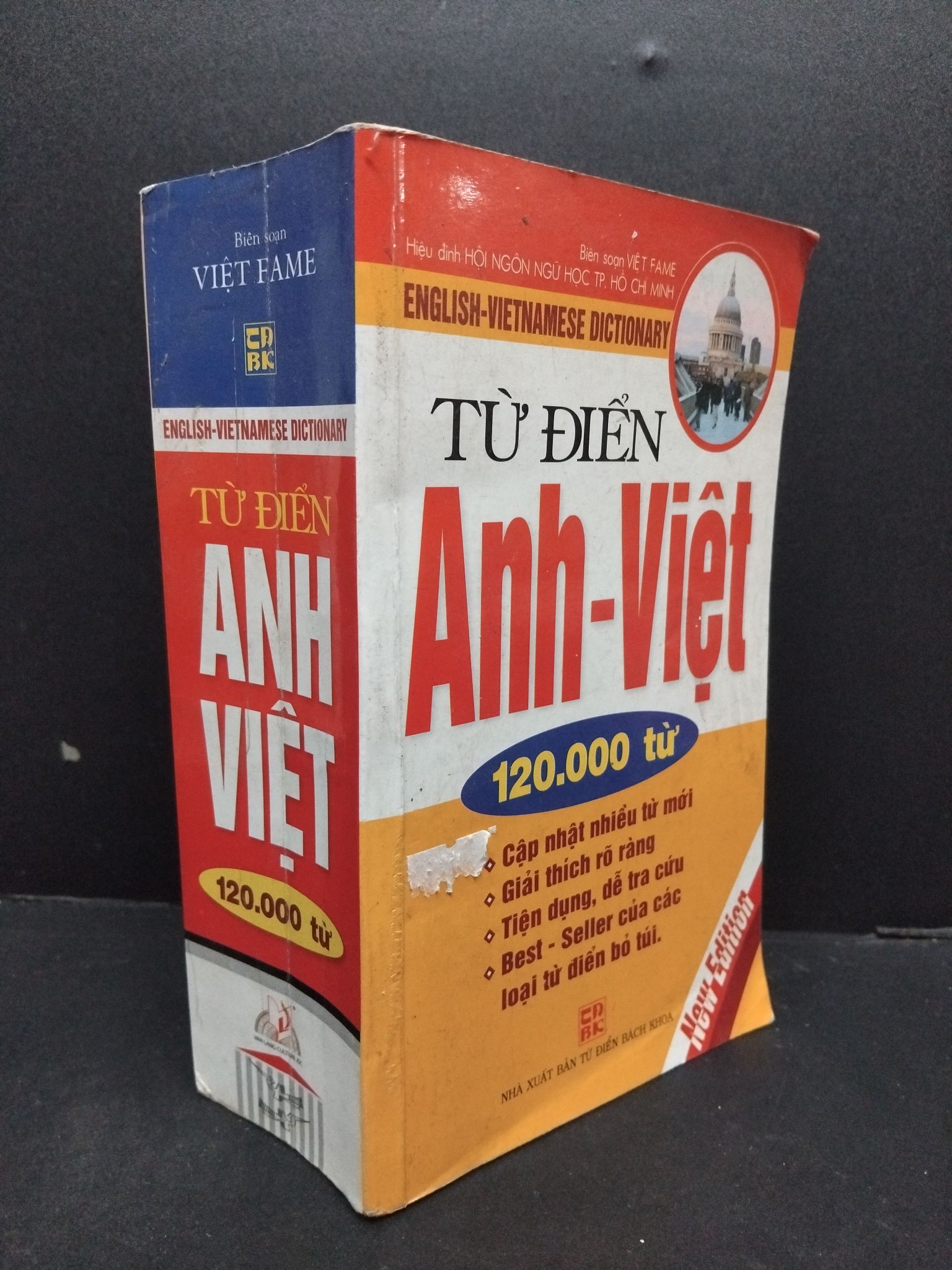 Từ điển Anh Việt 120000 từ mới 80% ố bẩn gãy gáy 2011 2608 Việt Fame Từ điển tiếng Anh (SL có thể đặt: 1 Cuốn) - SÁCH ĐẠI HỌC