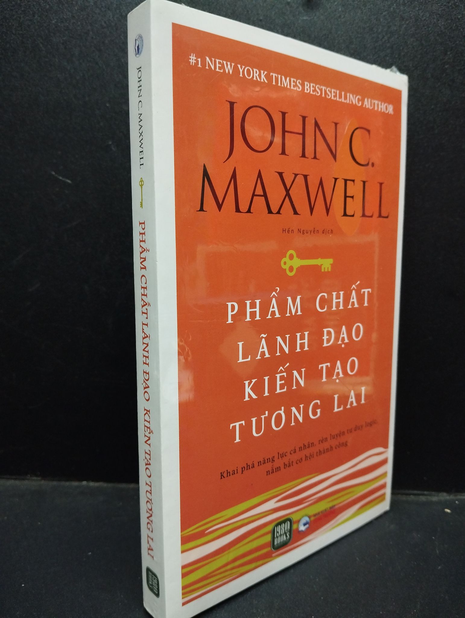 Phẩm Chất Lãnh Đạo Kiến Tạo Tương Lai John C.Maxwell mới 100% 0904 kỹ năng Sách tư duy, kỹ năng sống (SL có thể đặt: 1 Cuốn) - SÁCH ĐẠI HỌC