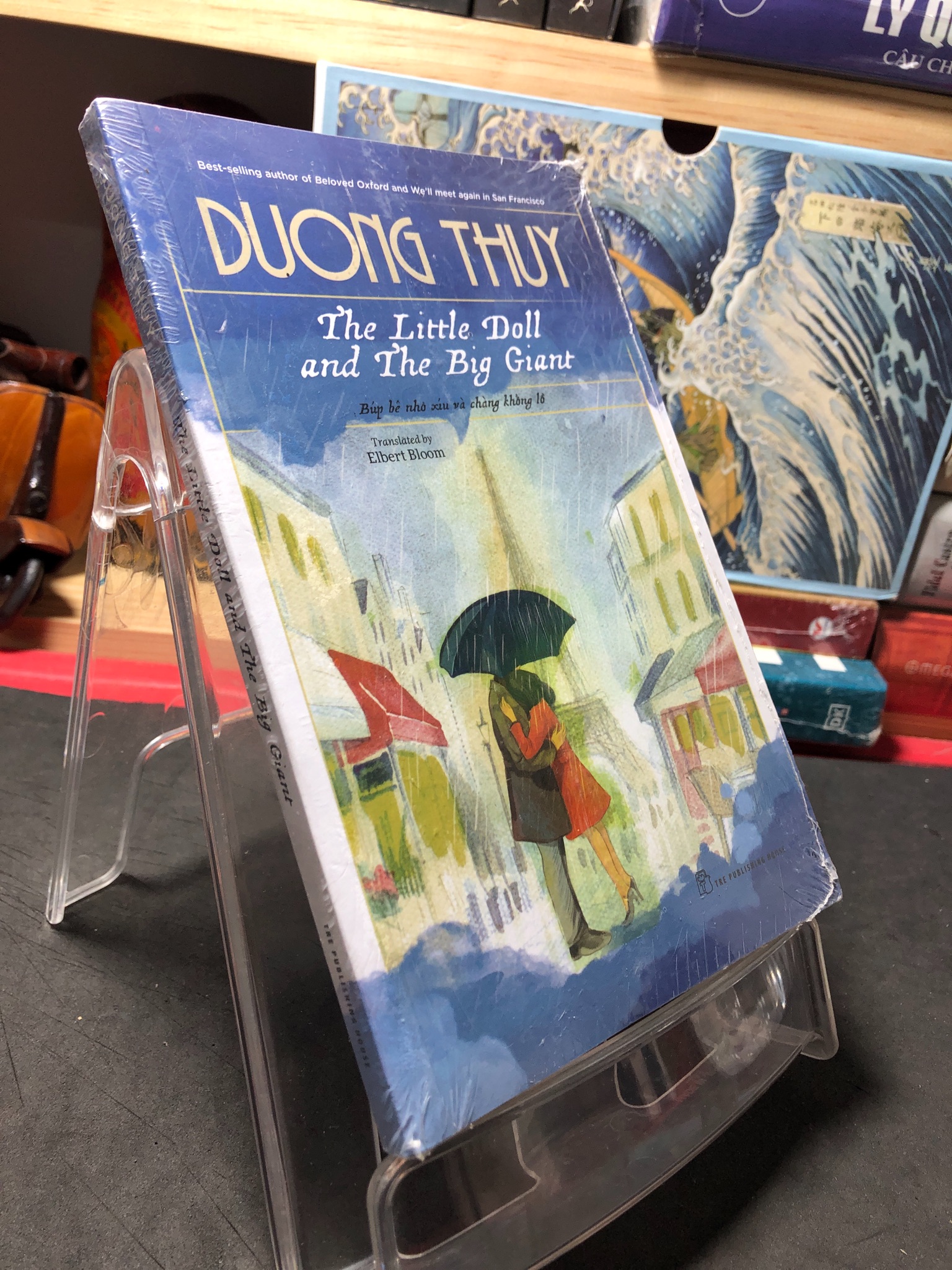 The little doll and the big giant mới 100% seal Dương Thuỵ 0910 (SL có thể đặt: 1 Cuốn) - SÁCH ĐẠI HỌC