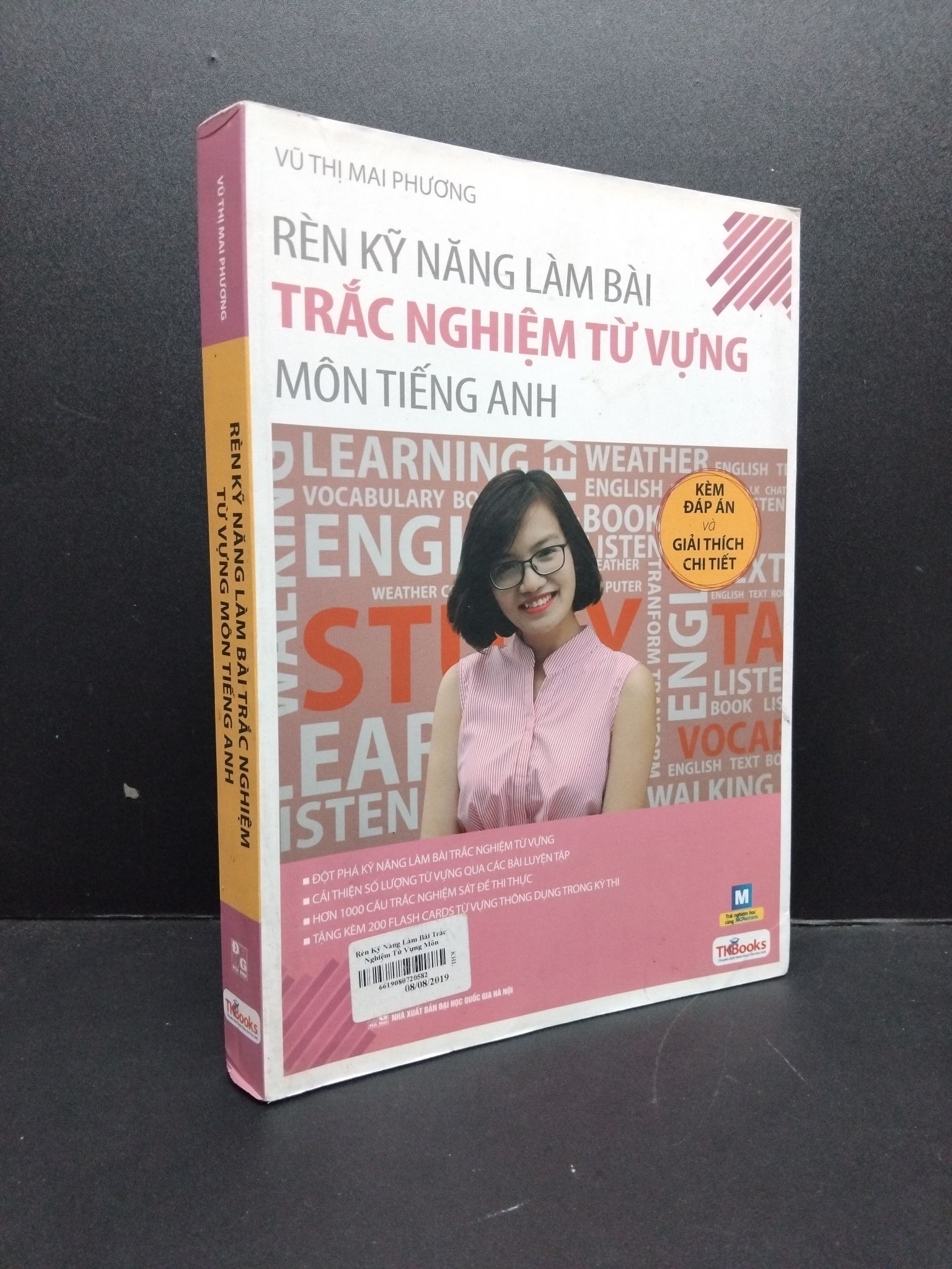 Rèn kỹ năng làm bài trắc nghiệm từ vựng môn tiếng anh mới 80% ố móp góc nhẹ 1906 Vũ Thị Mai Hương Tiếng Anh (SL có thể đặt: 1 Cuốn) - SÁCH ĐẠI HỌC