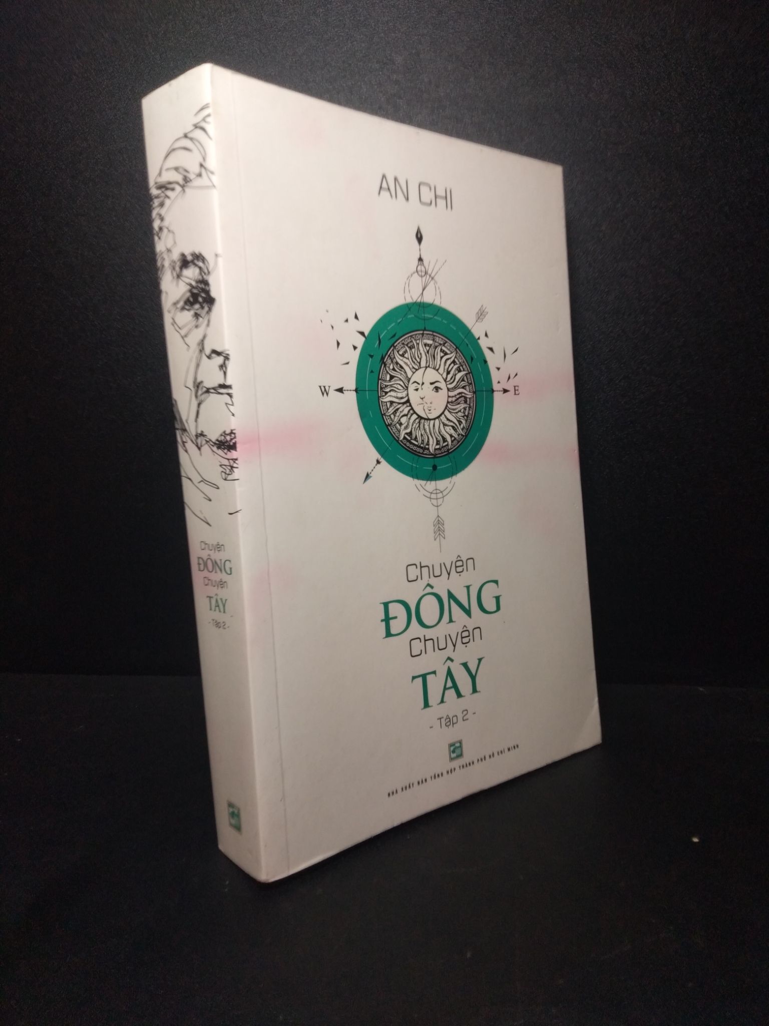 Chuyện đông chuyện tây tập 2 2019 mới 80% bẩn bìa .1810 (SL có thể đặt: 2 Cuốn) - SÁCH ĐẠI HỌC