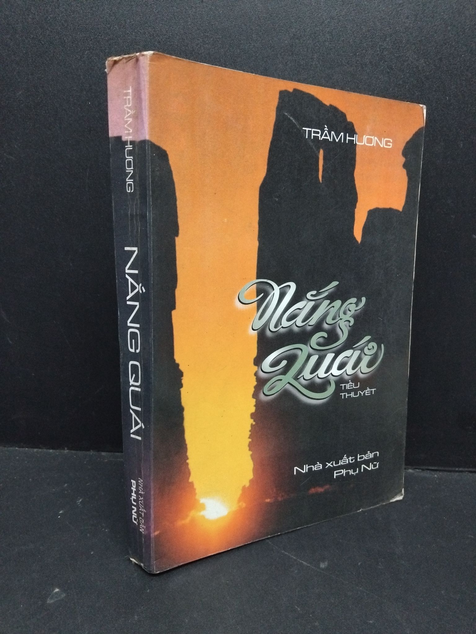 Nắng quái mới 70% ố ẩm nhẹ 1998 2809 Trầm Hương (SL có thể đặt: 1 Cuốn) - SÁCH ĐẠI HỌC
