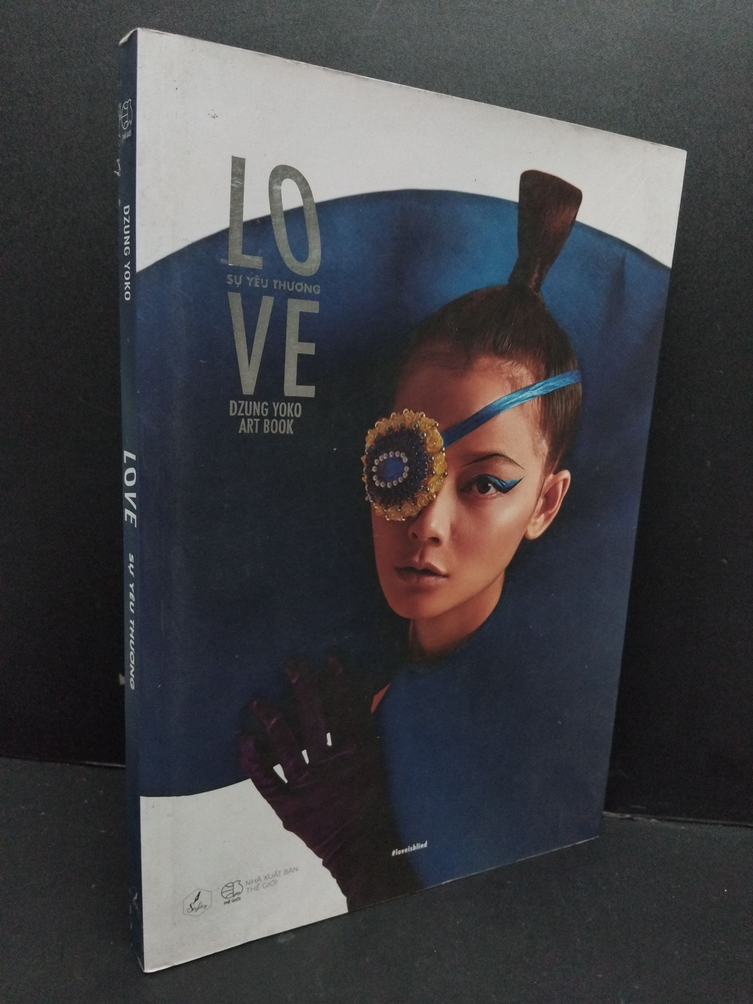 LOVE sự yêu thương mới 90% ố bẩn nhẹ 2018 2809 Dzung Yoky (SL có thể đặt: 2 Cuốn) - SÁCH ĐẠI HỌC