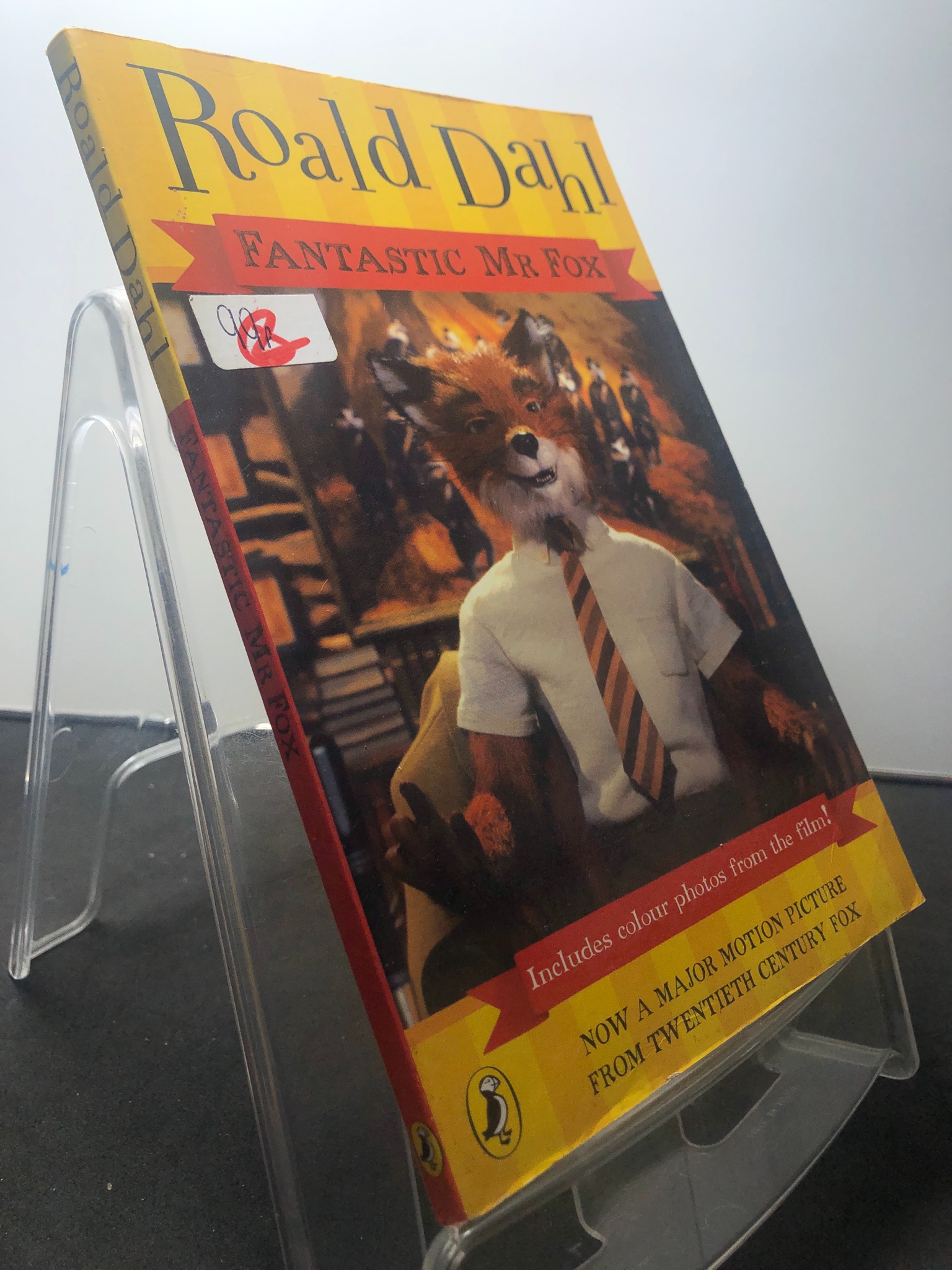 Fantastic Mr Fox mới 80% ố vàng Roald Dahl 1508 Sách ngoại văn (SL có thể đặt: 1 Cuốn) - SÁCH ĐẠI HỌC