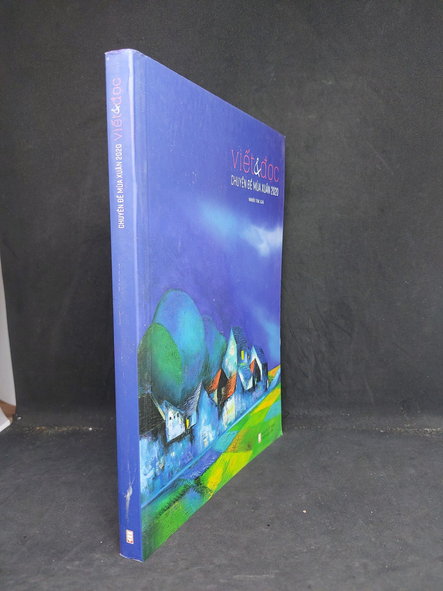 Chuyên đề mùa xuân 2020 viết & đọc mới 90% 2020 1007 Phóng sự, ký sự, phê bình văn học (SL có thể đặt: 2 Cuốn) - SÁCH ĐẠI HỌC