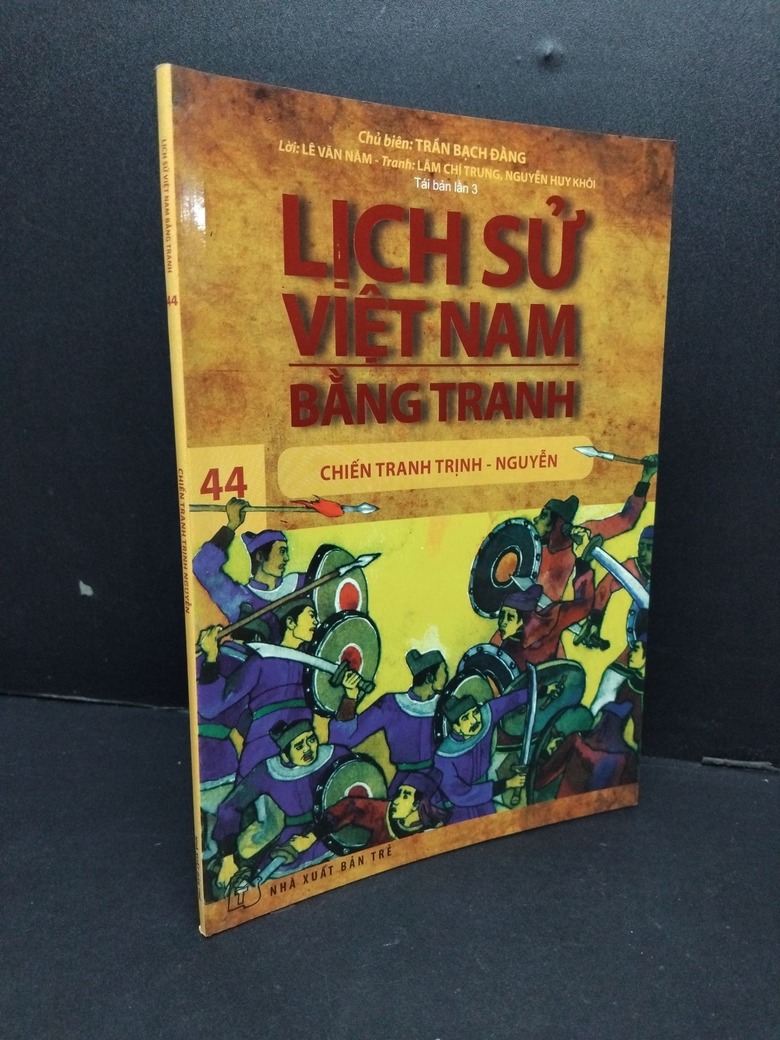 Lịch sử Việt Nam bằng tranh tập 44 Trần Bạch Đằng mới 80% ố nhẹ 2017 1809 Lịch sử, địa lí Việt Nam (SL có thể đặt: 1 Cuốn) - SÁCH ĐẠI HỌC