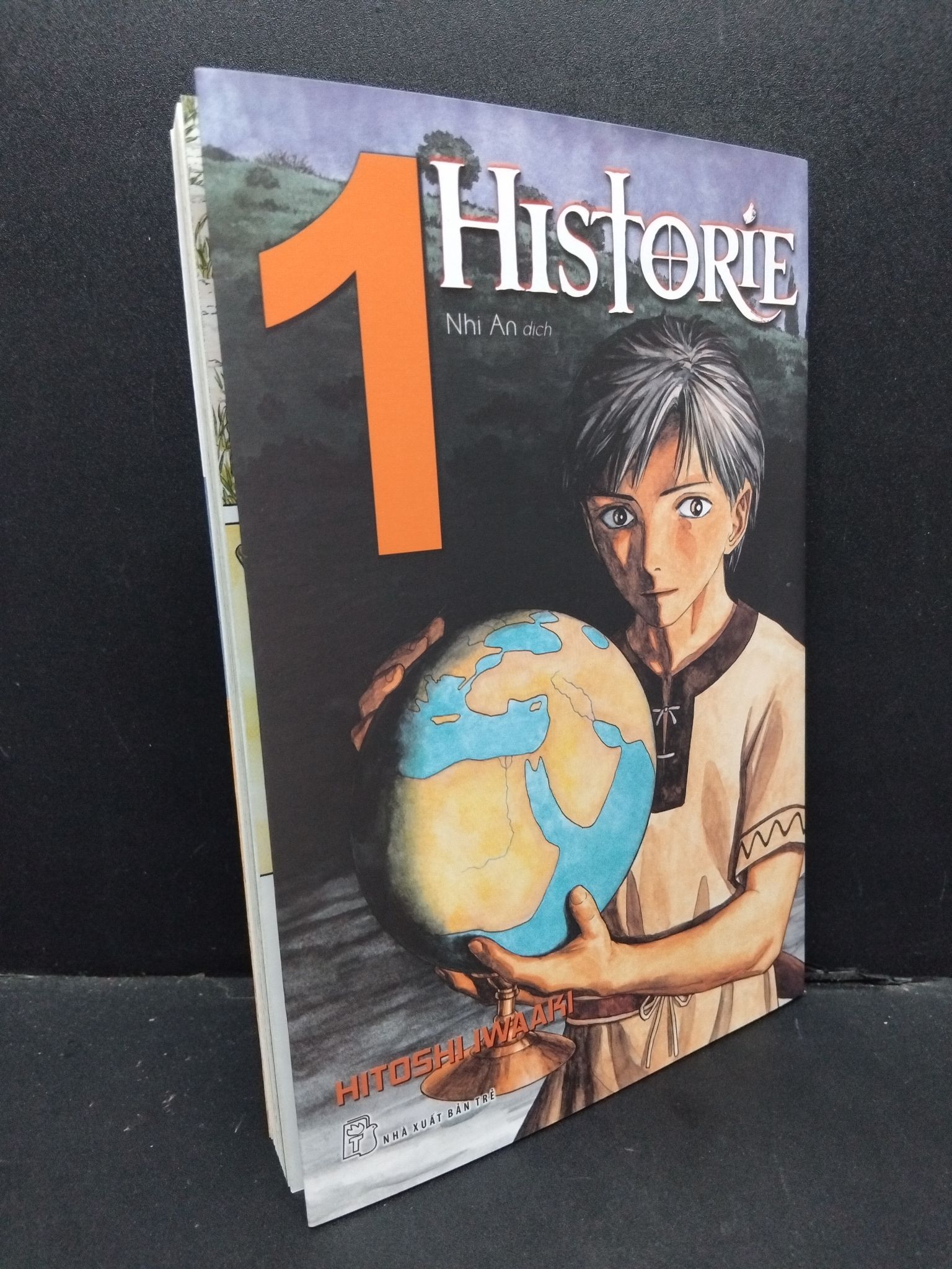 Historie tập 1 Hitoshi Iwaaki mới 95% 2024 0611 (SL có thể đặt: 1 Cuốn) - SÁCH ĐẠI HỌC