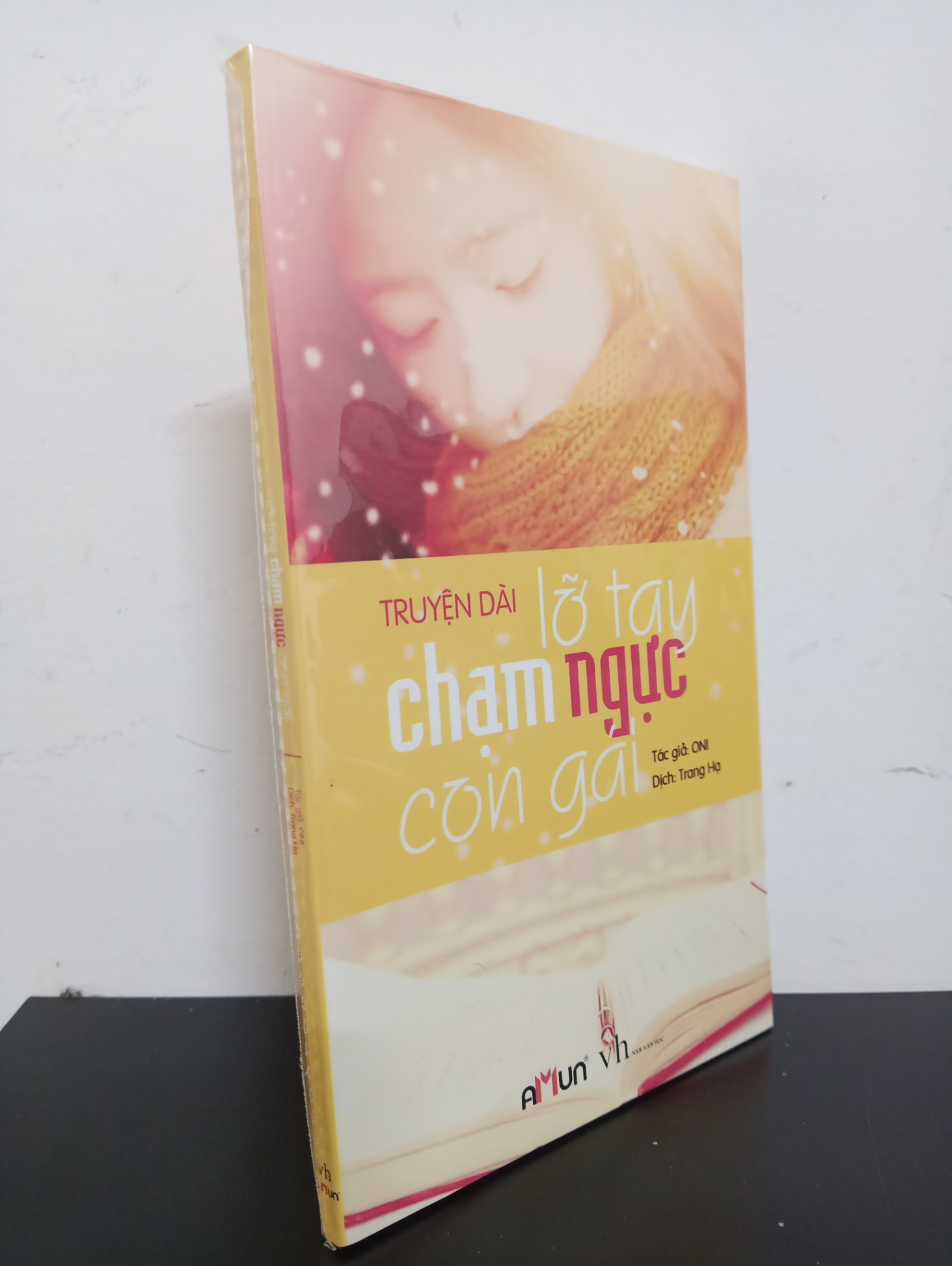 Lỡ Tay Chạm Ngực Con Gái - Oni New 100% 2503 (SL có thể đặt: 1 cuốn) - SÁCH ĐẠI HỌC