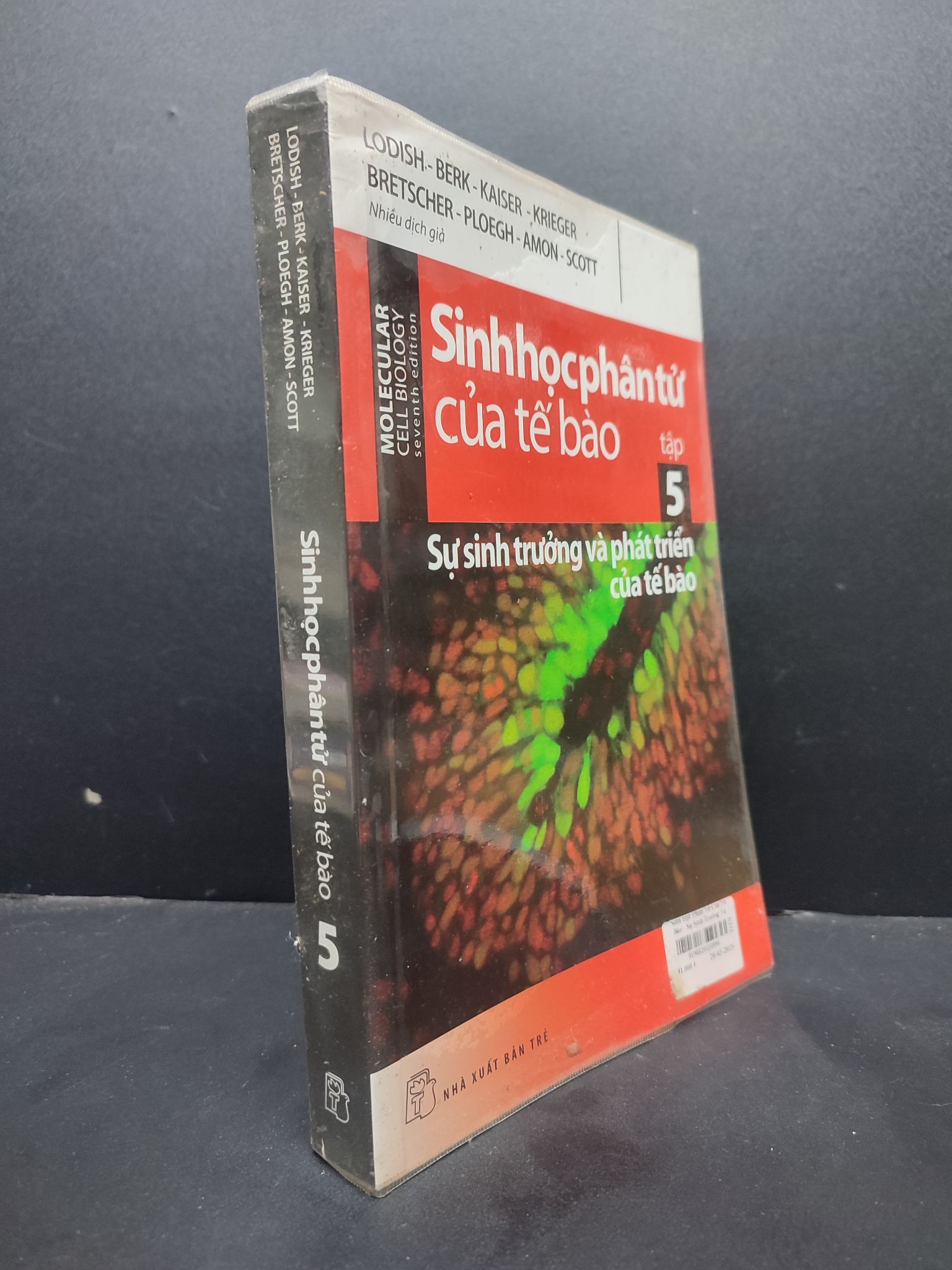 Sinh học phân tử của tế bào tập 5 - sự sinh trưởng và phát triển của tế bào mới 90% ố nhẹ, có bookcare 1406 Lodish Kiến thức bách khoa (SL có thể đặt: 1 Cuốn) - SÁCH ĐẠI HỌC