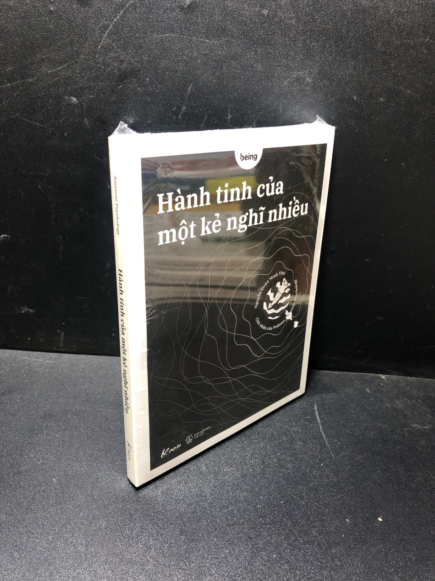 Hành tinh của một kẻ nghĩ nhiều Amateur Psychology mới 100% 1011 (SL có thể đặt: 5 Cuốn) - SÁCH ĐẠI HỌC