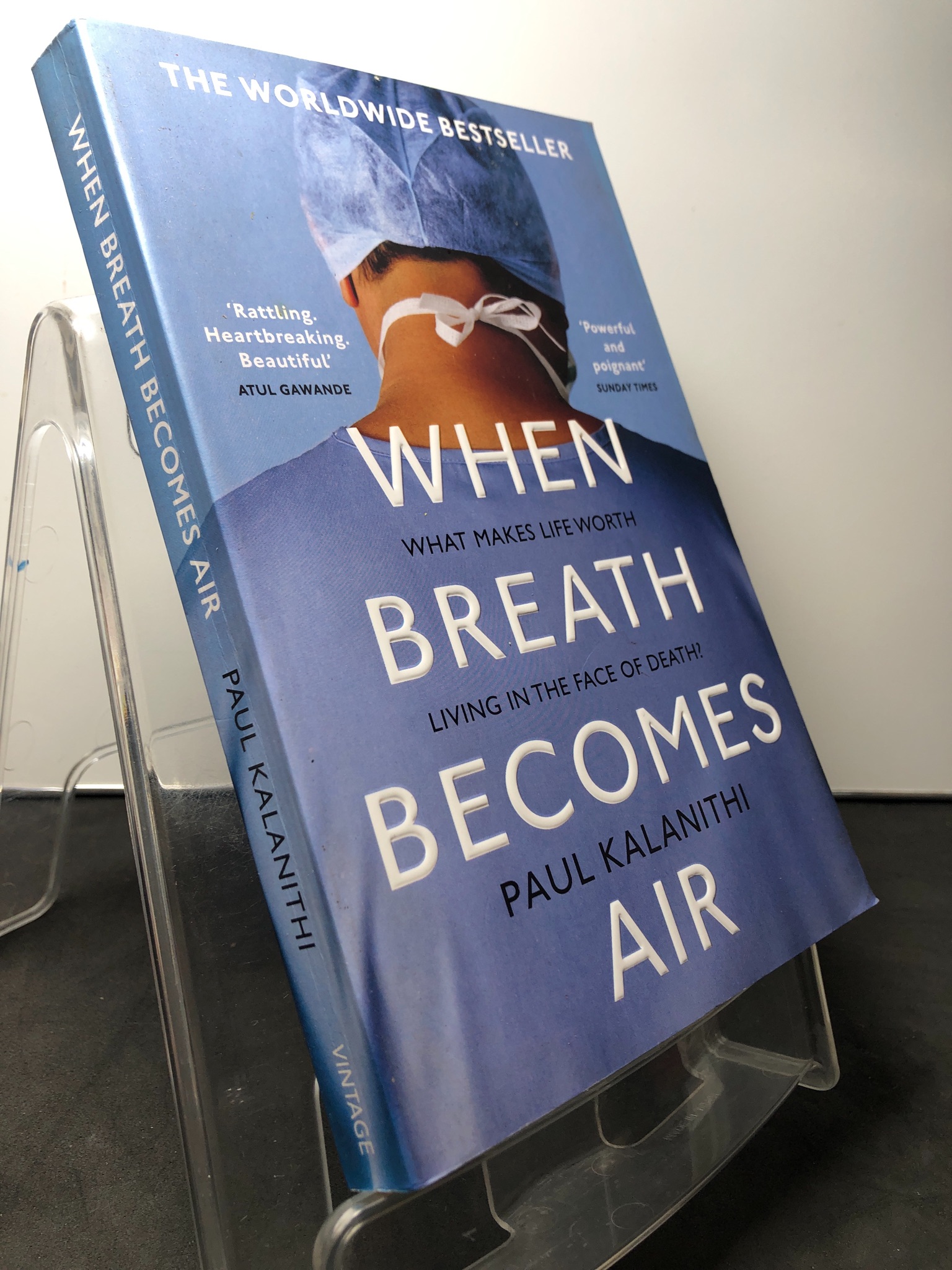 When breath becomes air mới 85% bẩn nhẹ Paul Kalanithi 1408 Sách ngoại văn (SL có thể đặt: 1 Cuốn) - SÁCH ĐẠI HỌC