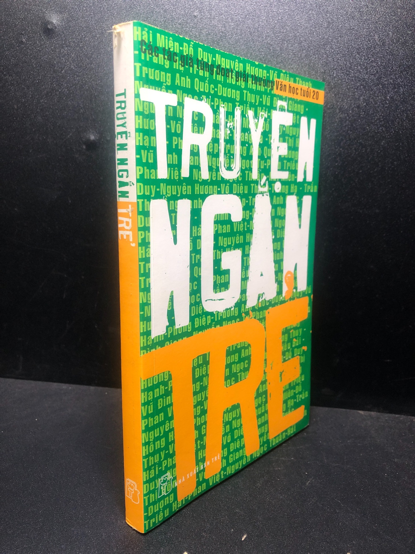 Truyện ngắn trẻ 2011 mới 85% ố nhẹ ( văn học , truyện ngắn ) 2812 Truyện ngắn, tản văn (SL có thể đặt: 1 Cuốn) - SÁCH ĐẠI HỌC