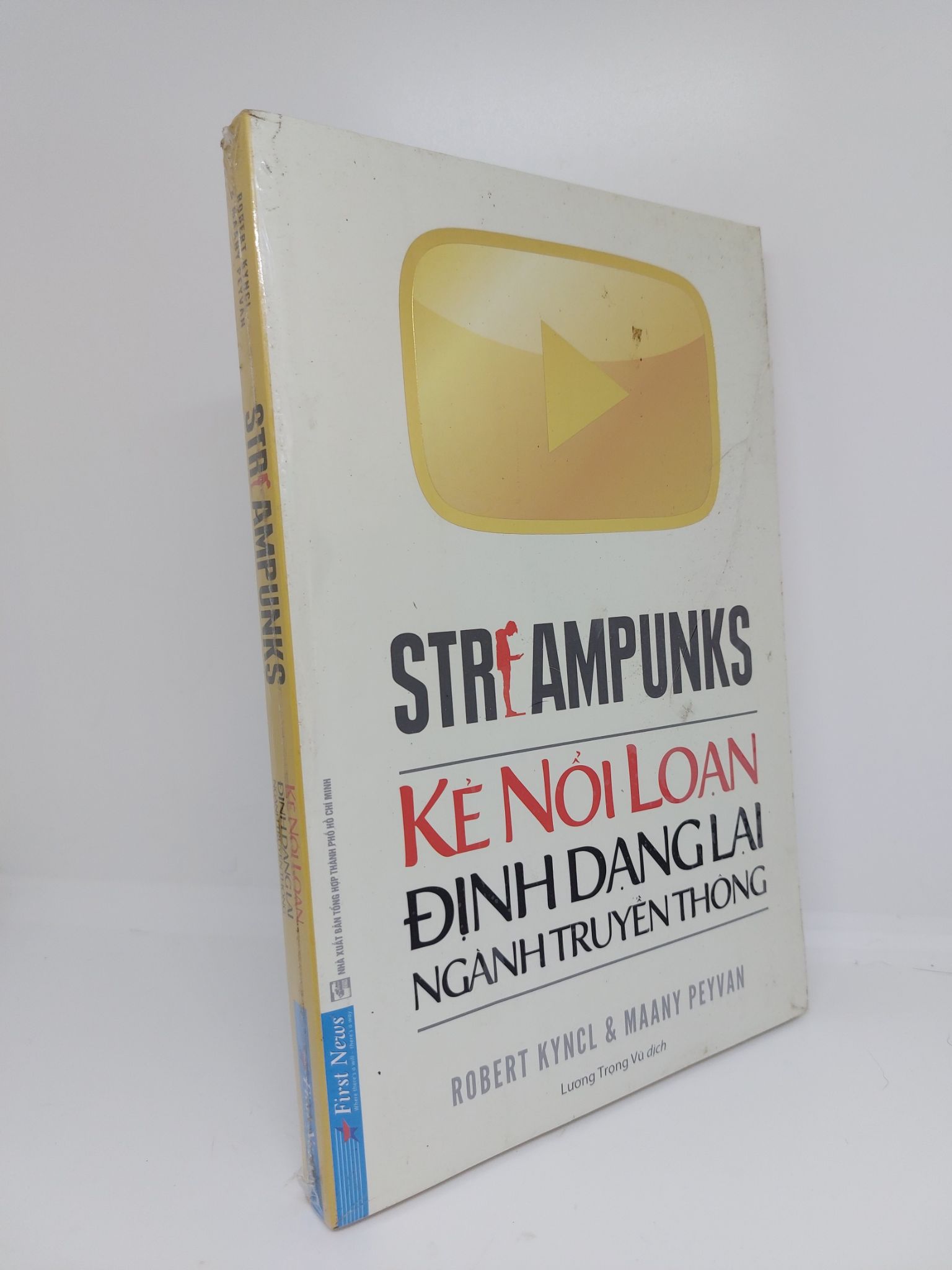 Streampunks Kẻ Nổi Loạn Định dạng lại ngành truyền thông mới 80% có ố nhẹ 1909 (SL có thể đặt: 7 Cuốn) - SÁCH ĐẠI HỌC