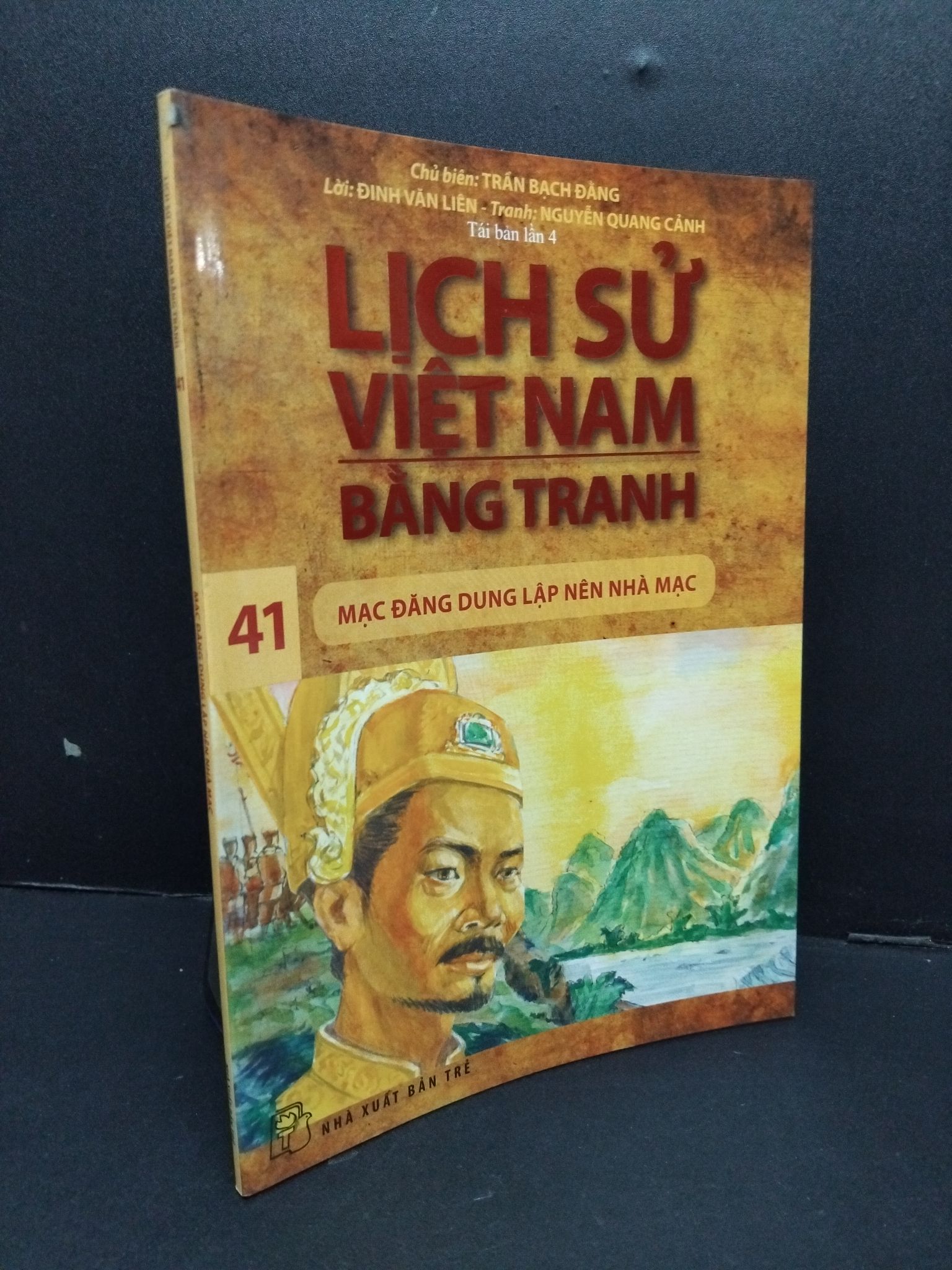 Lịch sử Việt Nam bằng tranh tập 41 Trần Bạch Đằng mới 80% ố nhẹ 2017 1809 Lịch sử, địa lí Việt Nam (SL có thể đặt: 2 Cuốn) - SÁCH ĐẠI HỌC