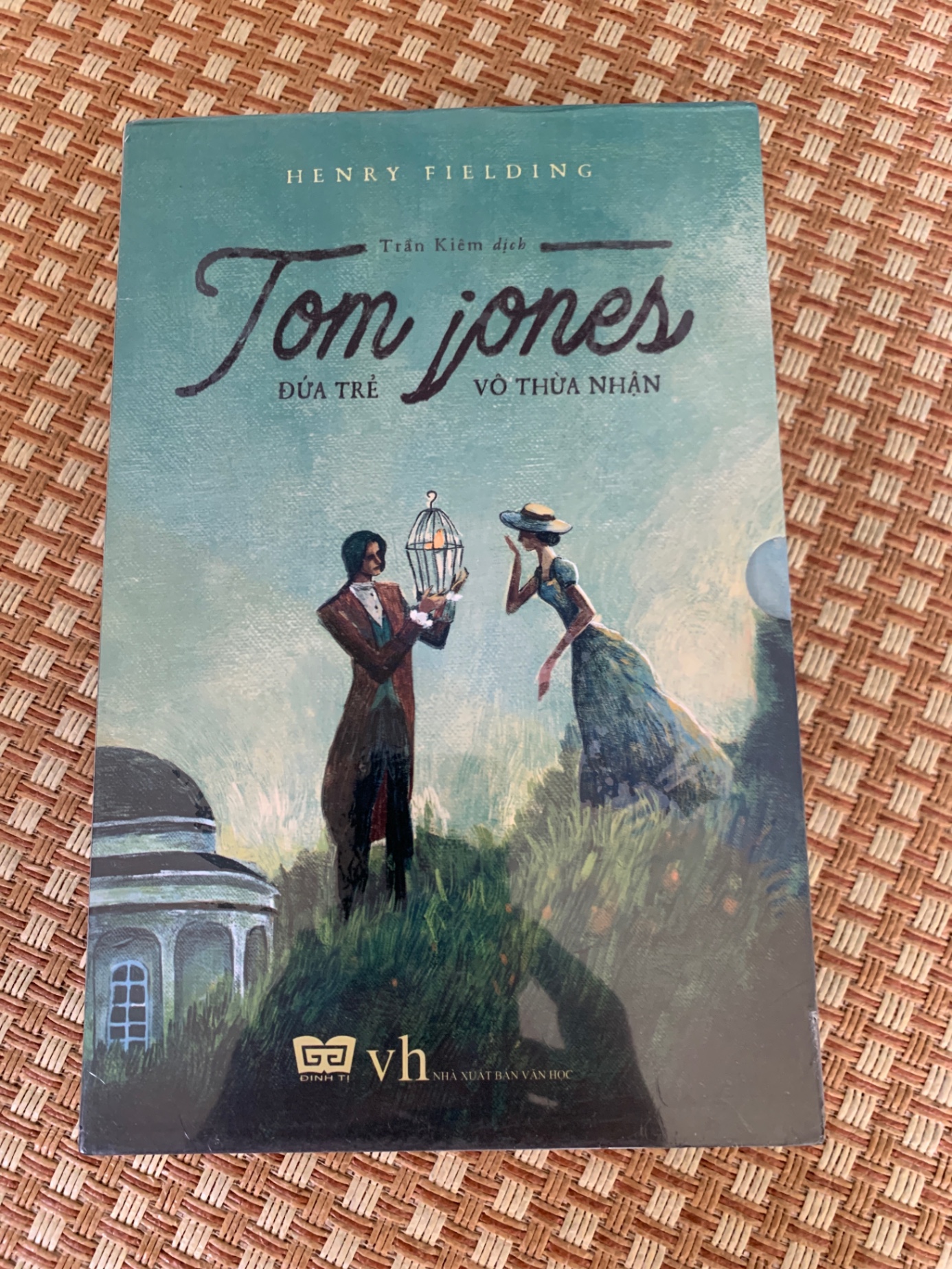 Tom Jones Đứa Trẻ Vô Thừa Nhận (box 2 tập) - Mới 100% - 0306 (SL có thể đặt: 1 Box) - SÁCH ĐẠI HỌC