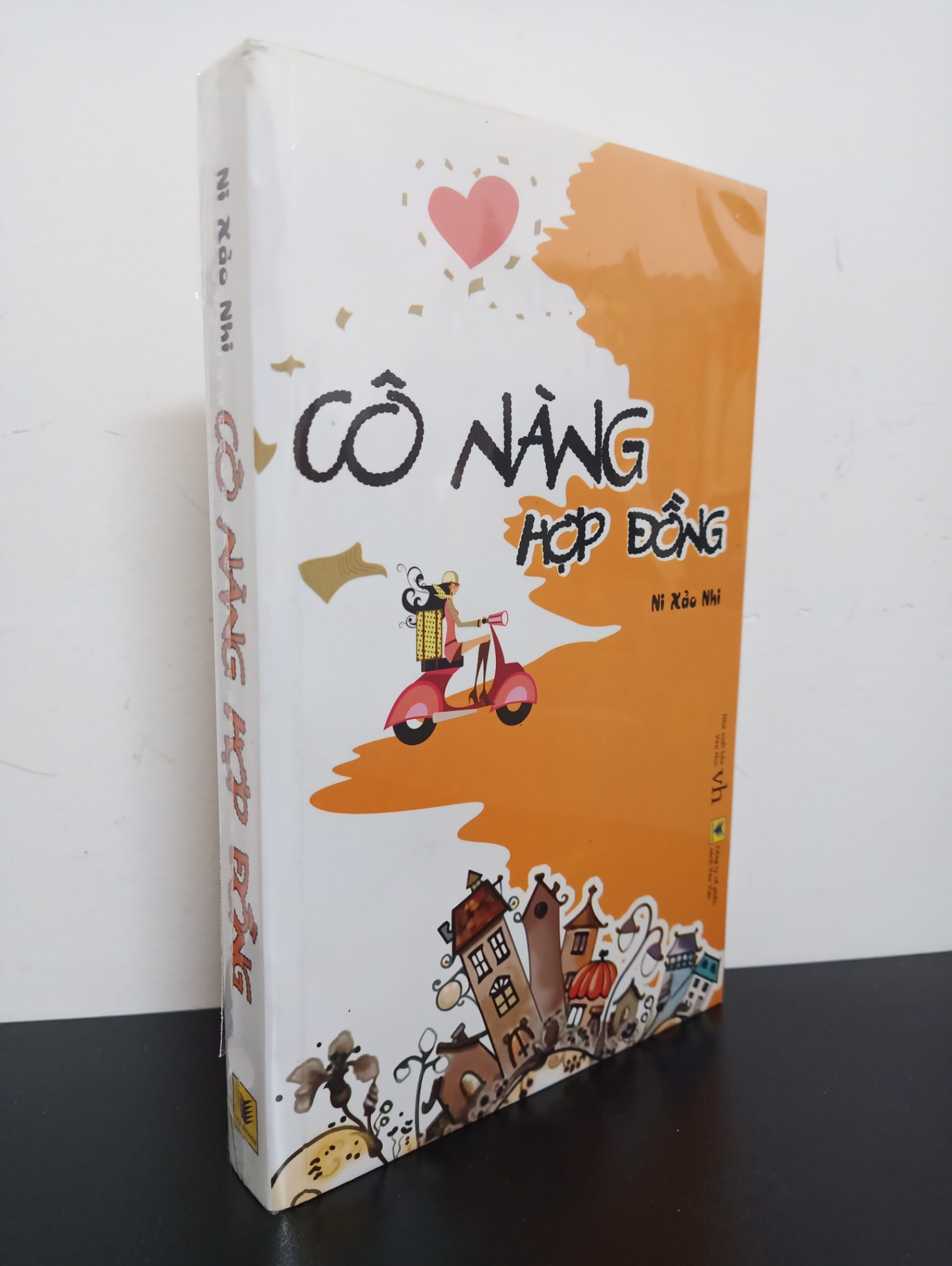 Cô Nàng Hợp Đồng - Ni Xảo Nhi Mới 95% 2102 (SL có thể đặt: 1 cuốn) - SÁCH ĐẠI HỌC