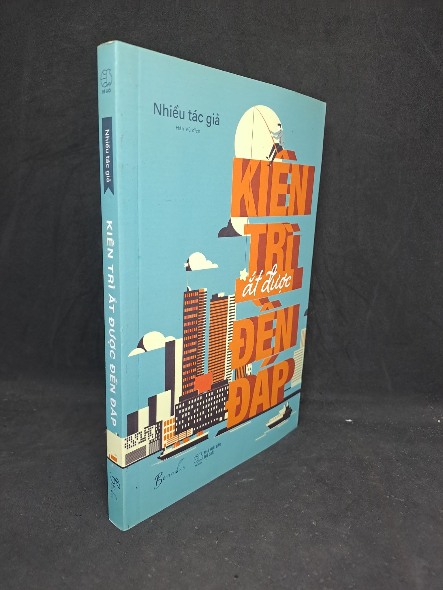 Kiên trì ắt được đền đáp 2020 mới 90% 2506 (SL có thể đặt: 2 Cuốn) - SÁCH ĐẠI HỌC